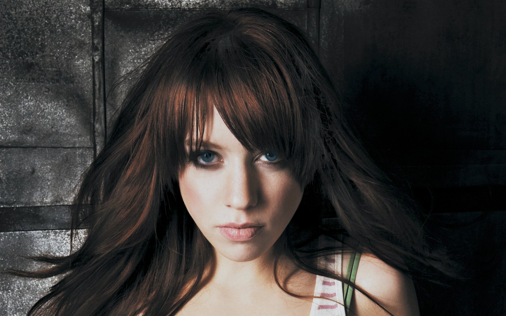 Alexz Johnson schöne Tapete #5 - 1680x1050