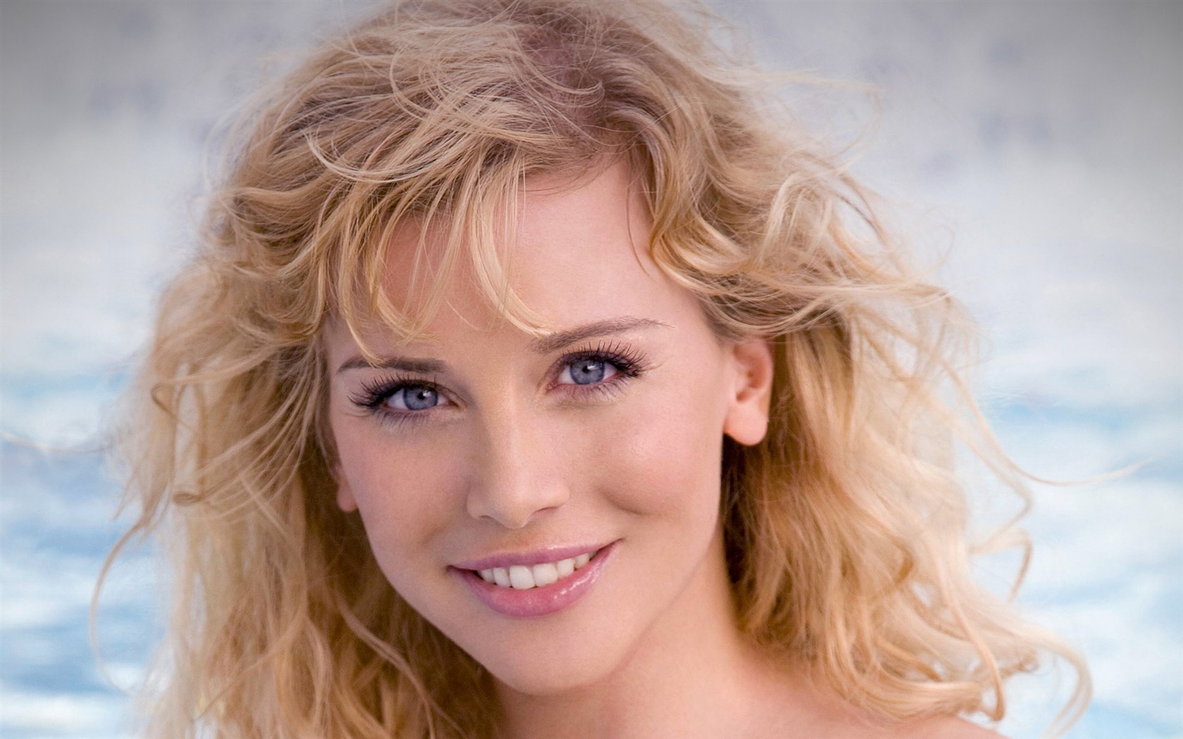 Eva Habermann hermoso fondo de pantalla #9 - 1680x1050