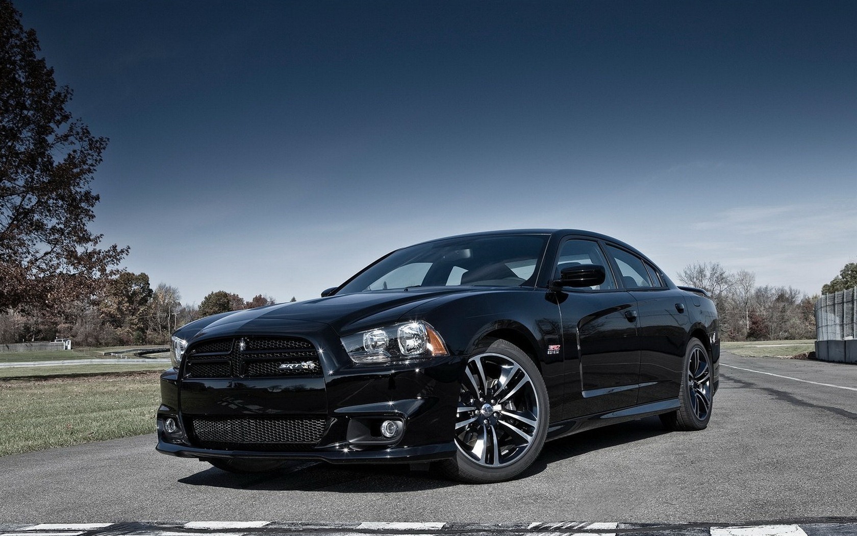 Dodge Charger sportovní vůz HD Tapety na plochu #2 - 1680x1050