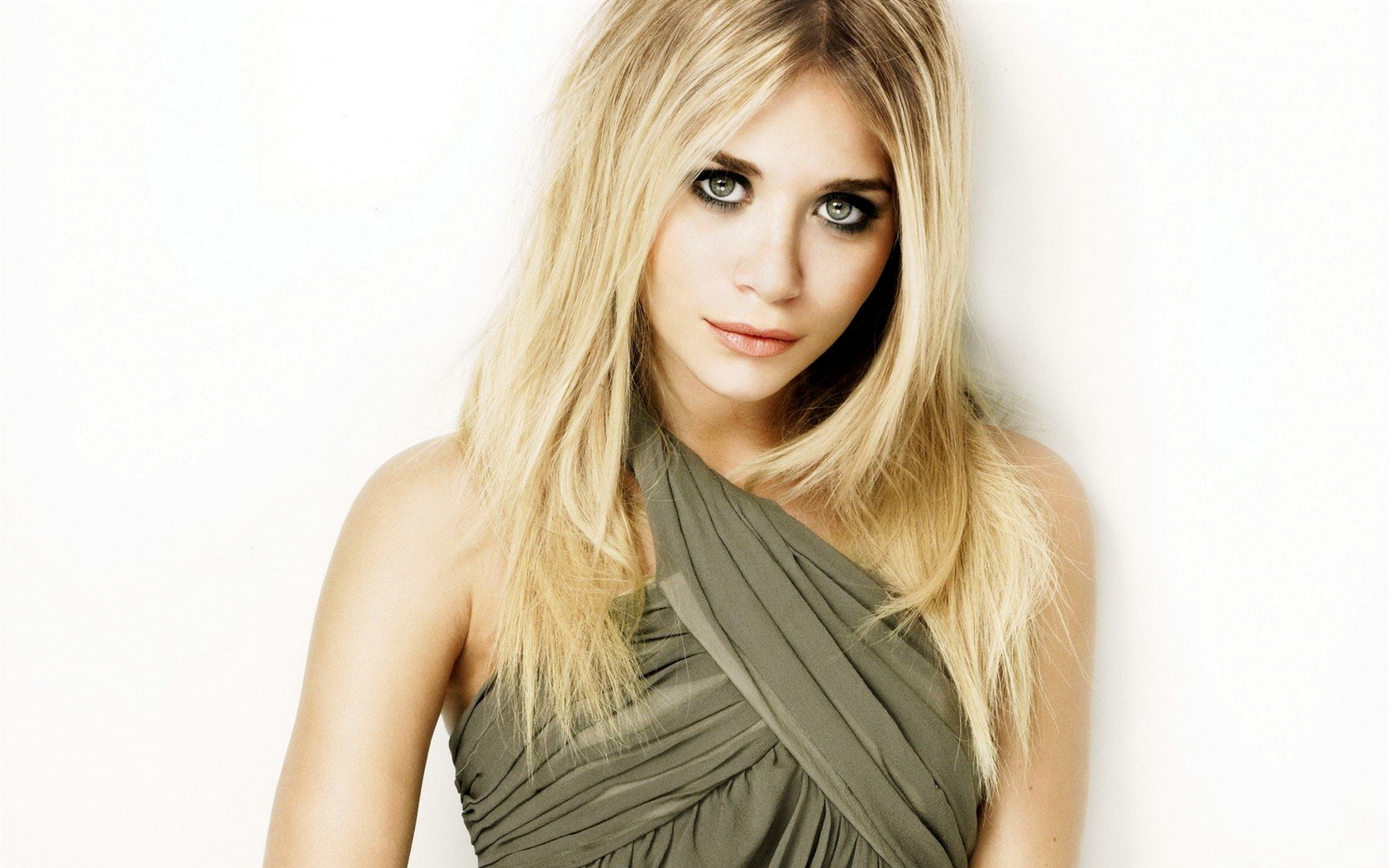 Ashley Olsen 阿什莉·奧爾森 美女壁紙 #8 - 1680x1050