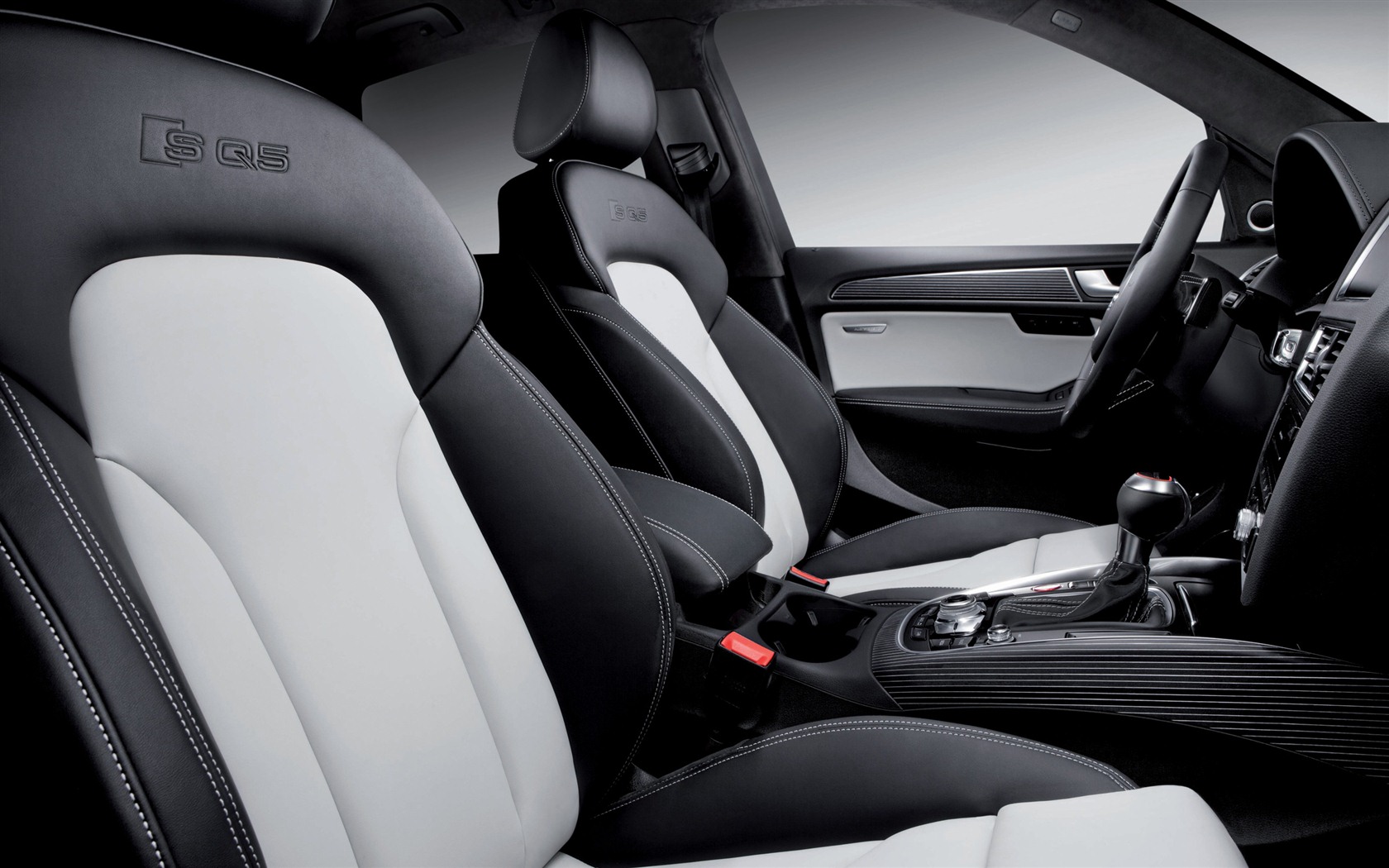 2013 Audi SQ5 TDI 奧迪 高清壁紙 #16 - 1680x1050