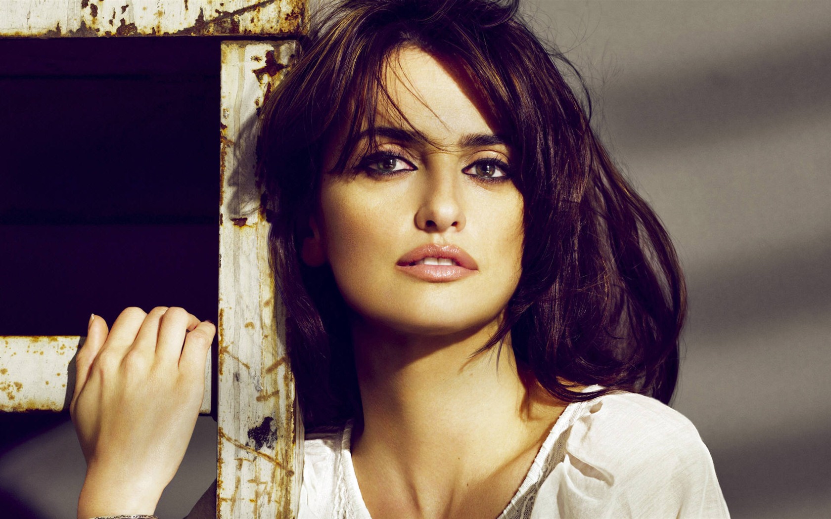 Penelope Cruz 佩內洛普·克魯茲高清壁紙 #24 - 1680x1050