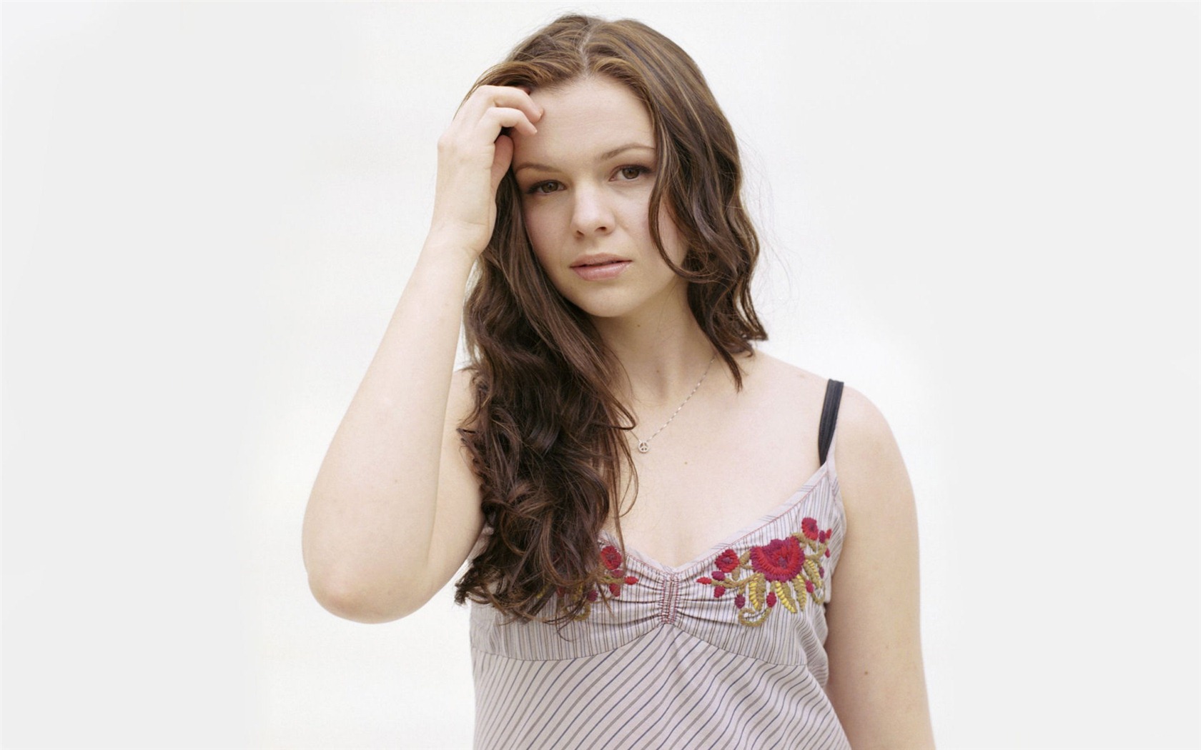 Amber Tamblyn 爱波·塔布琳 美女壁纸30 - 1680x1050