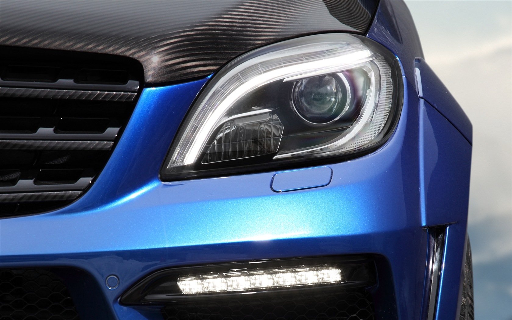 2012 Mercedes-Benz ML 63 AMG Inferno 梅賽德斯-奔馳高清壁紙 #7 - 1680x1050