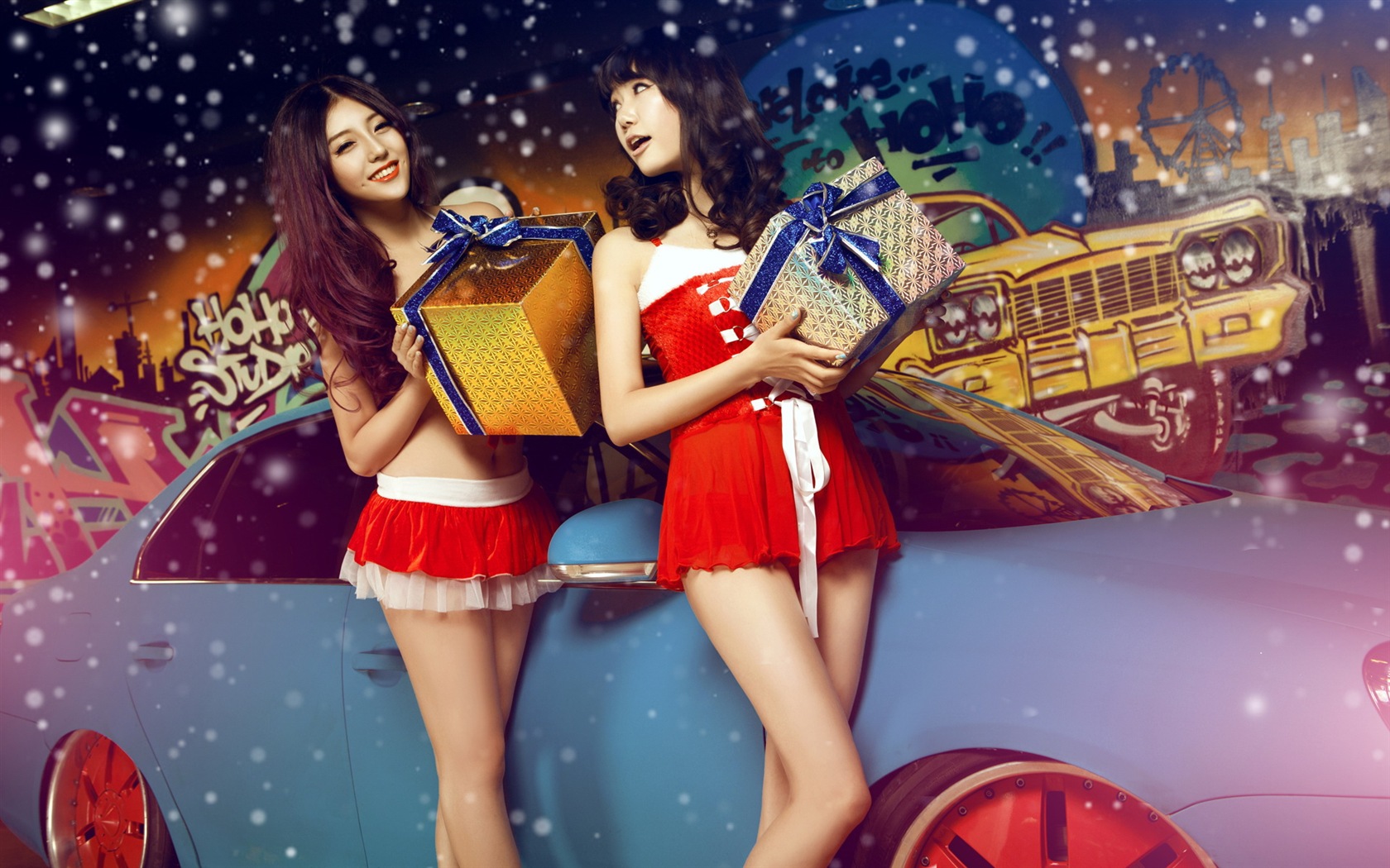 New Year festive red dress beautiful car models HD wallpapers #4 - 1680x1050