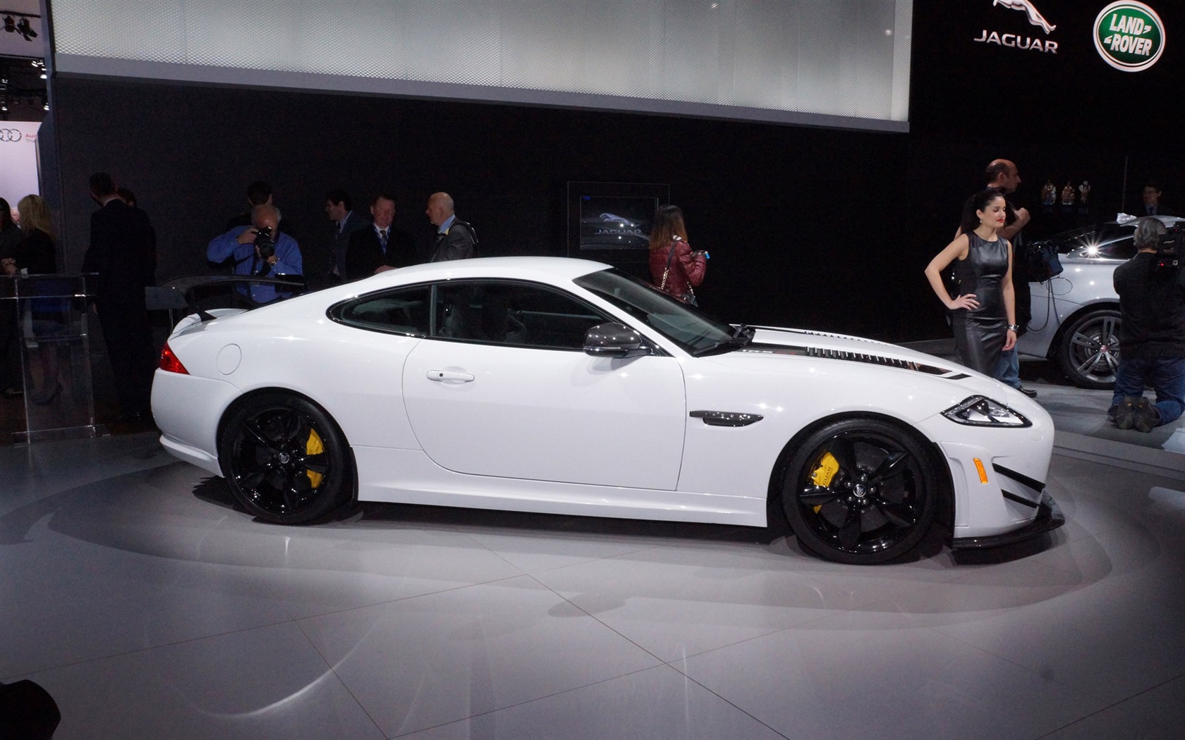 2014 Jaguar XKR-S GT 捷豹XKR-S GT跑车高清壁纸18 - 1680x1050