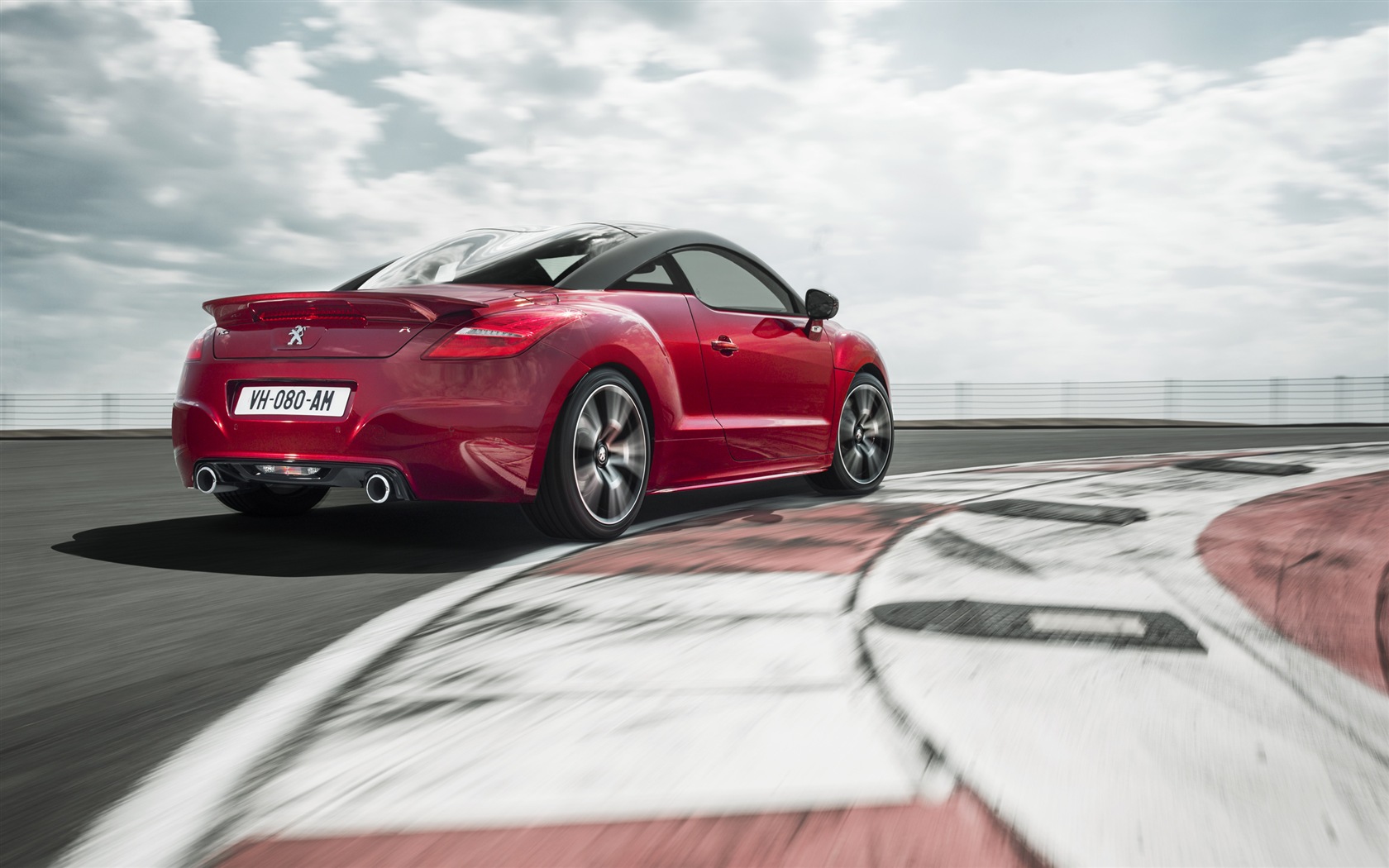 2014 Peugeot RCZ R coche HD wallpapers #27 - 1680x1050