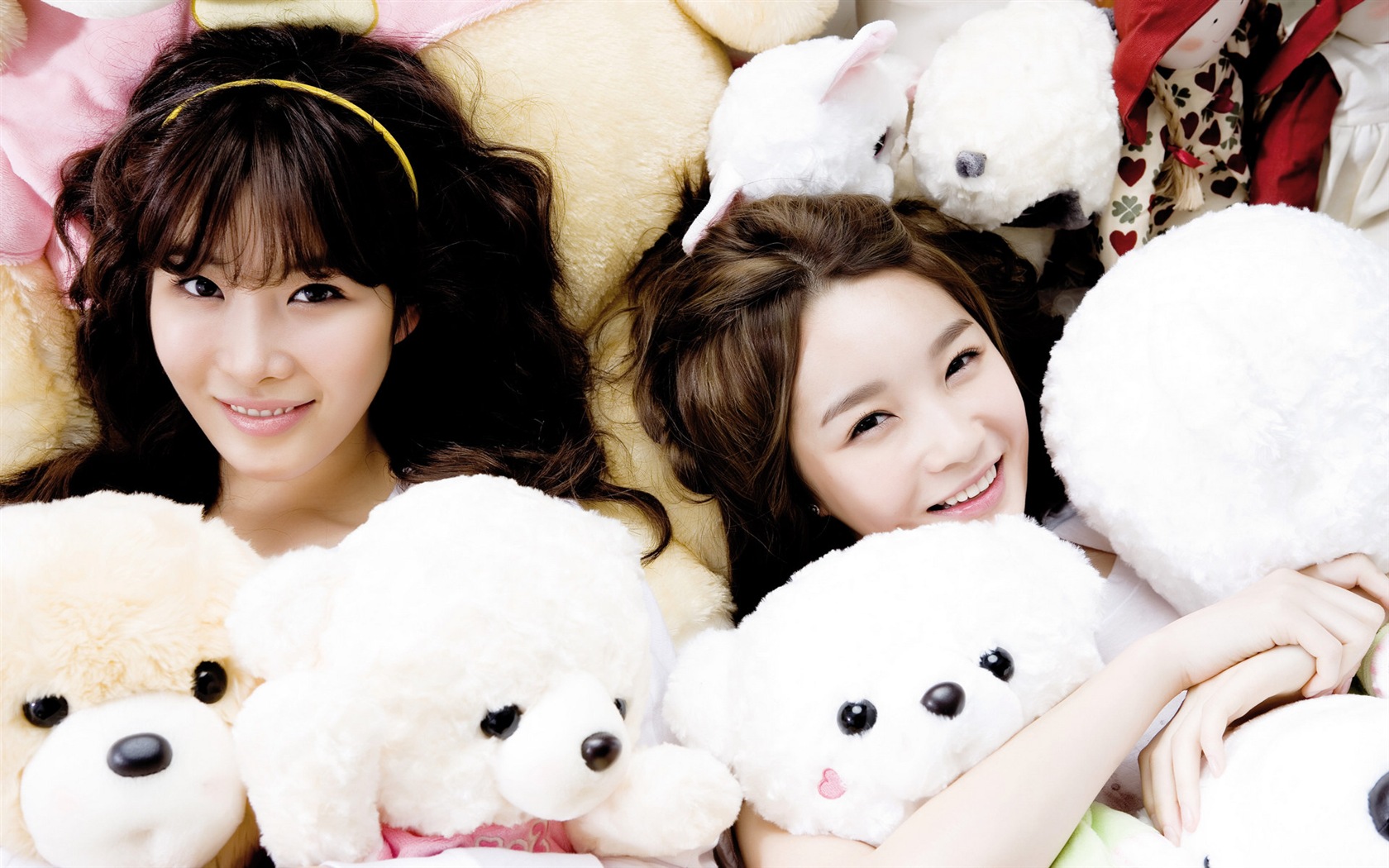 Davichi, duo de groupe coréen de fille, fonds d'écran HD #1 - 1680x1050