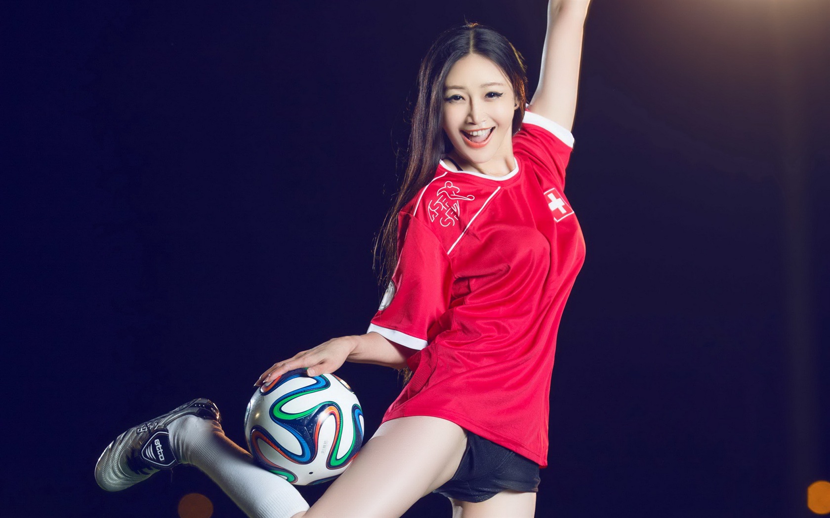 32 World Cup dresy, fotbalové dítě krásné dívky HD Tapety na plochu #18 - 1680x1050