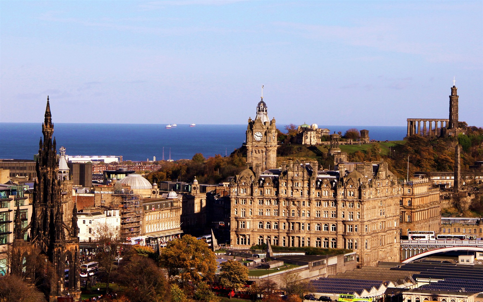 Krásné město Edinburgh, Skotsko HD Tapety na plochu #1 - 1680x1050
