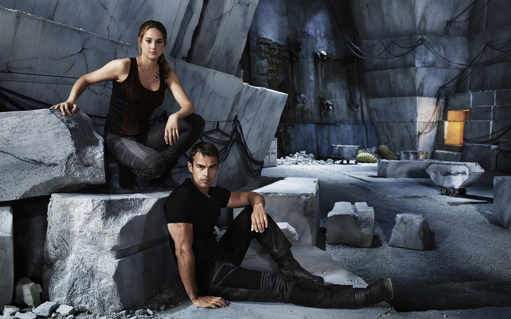 Divergentes fonds d'écran film HD #13 - 1680x1050