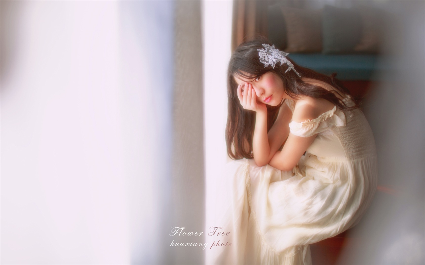 Languishing girl HD wallpapers #5 - 1680x1050
