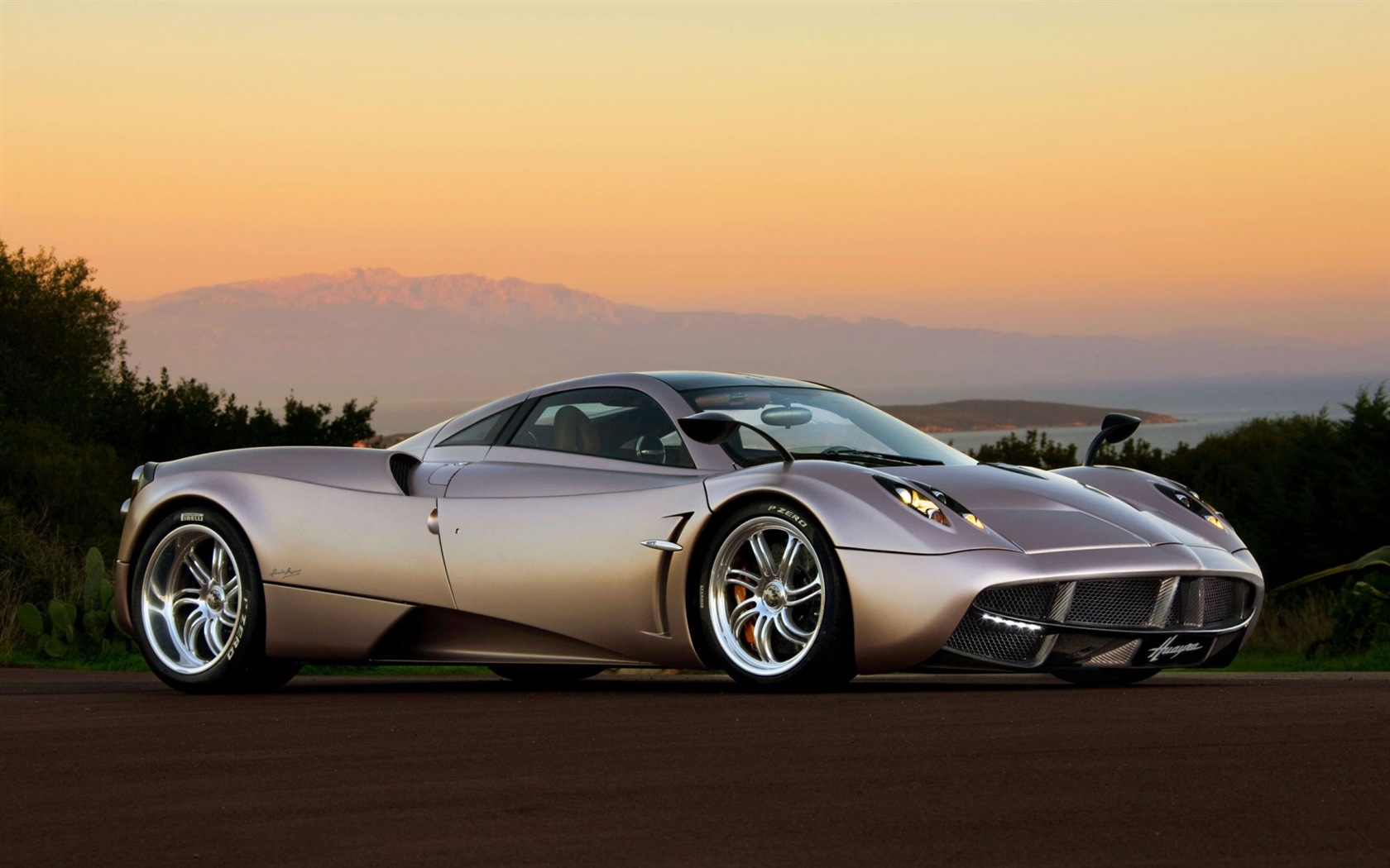 Luxury sports car collection HD wallpapers #2 - 1680x1050