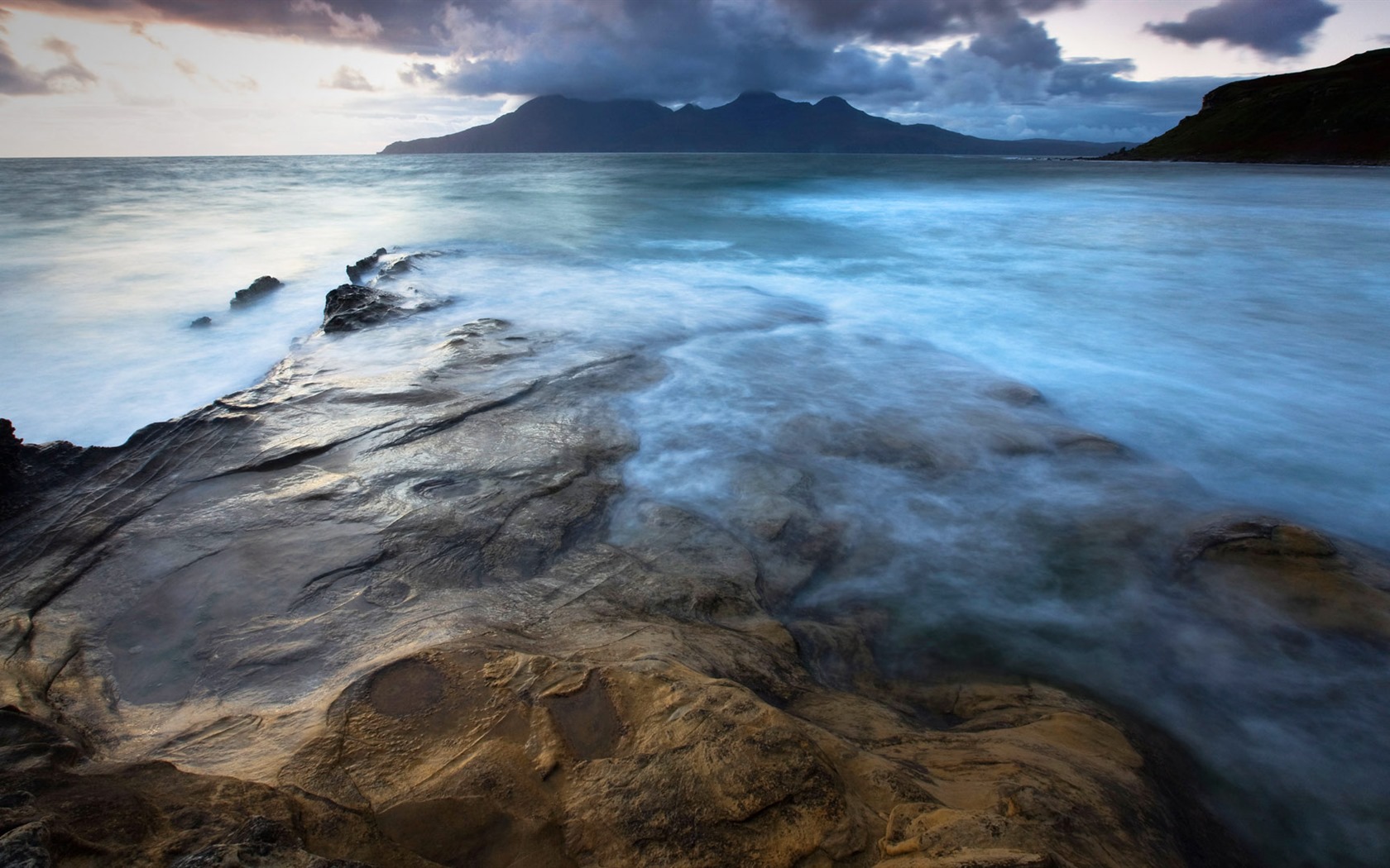 June 2016 Bing theme HD wallpapers (2) #31 - 1680x1050