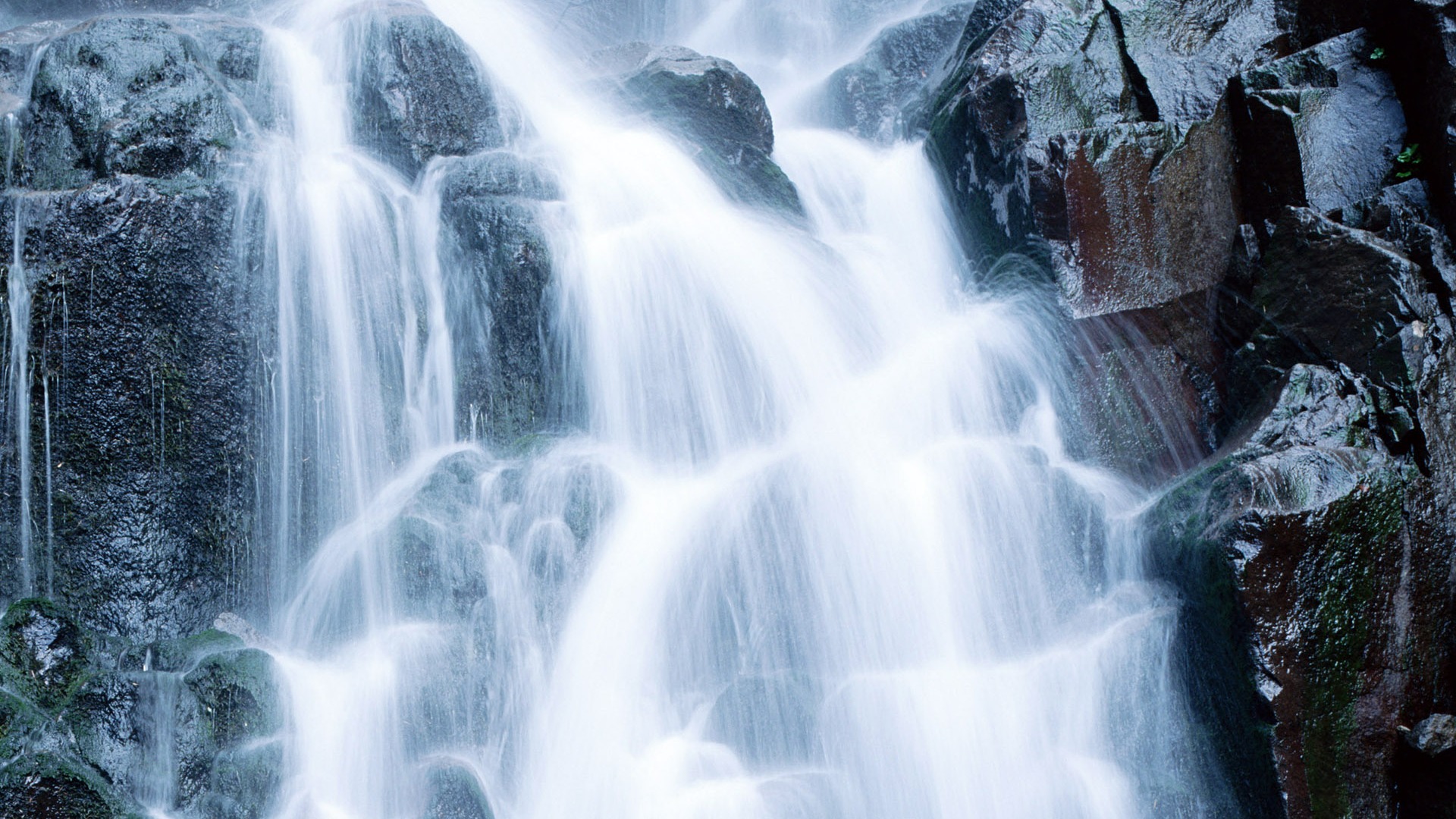 滝は、HD画像ストリーム #30 - 1920x1080