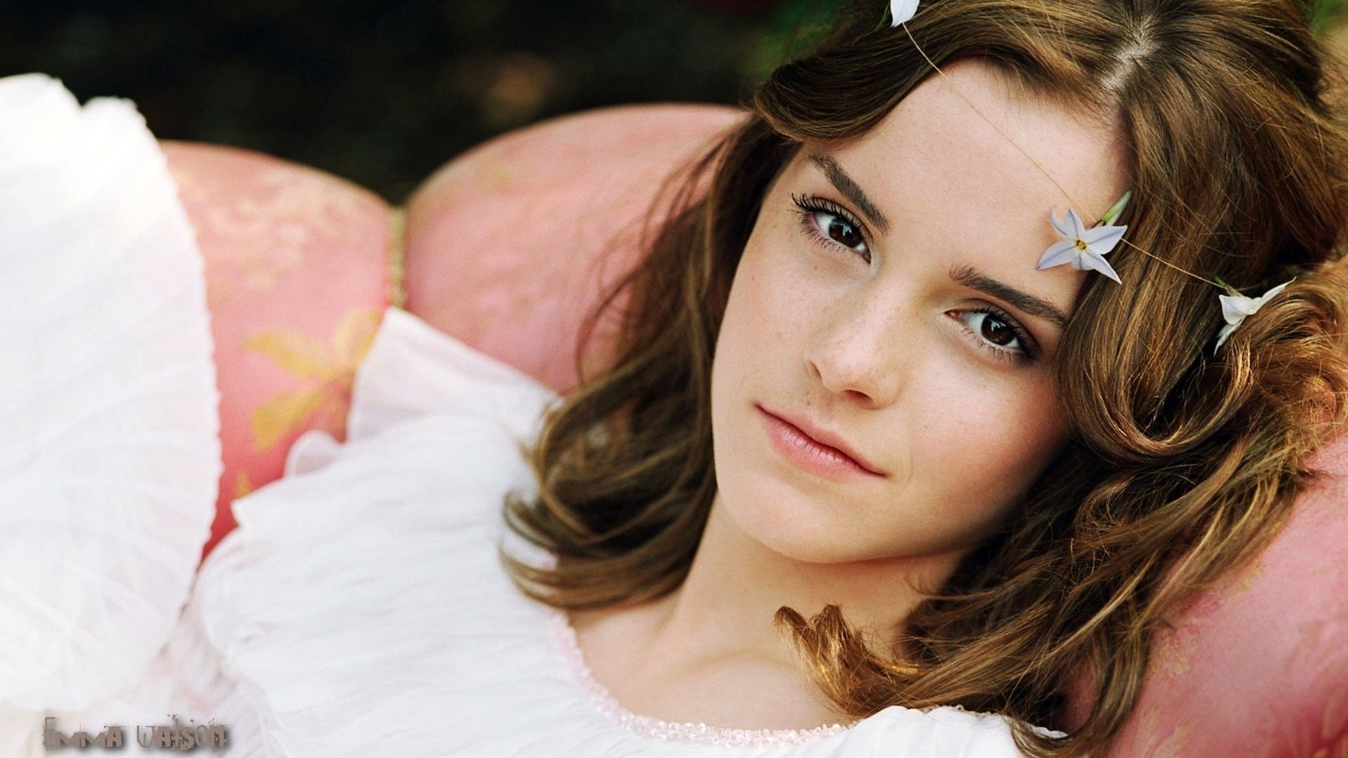 Emma Watson beautiful wallpaper #28 - 1920x1080