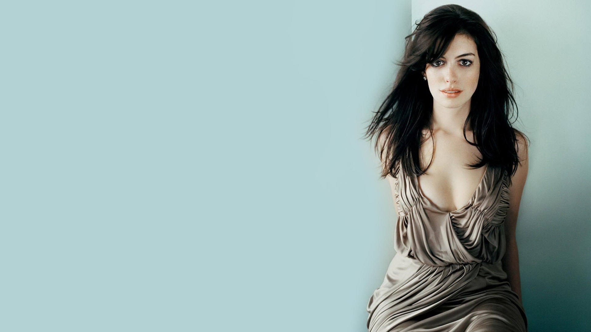 Anne Hathaway beautiful wallpaper (2) #13 - 1920x1080