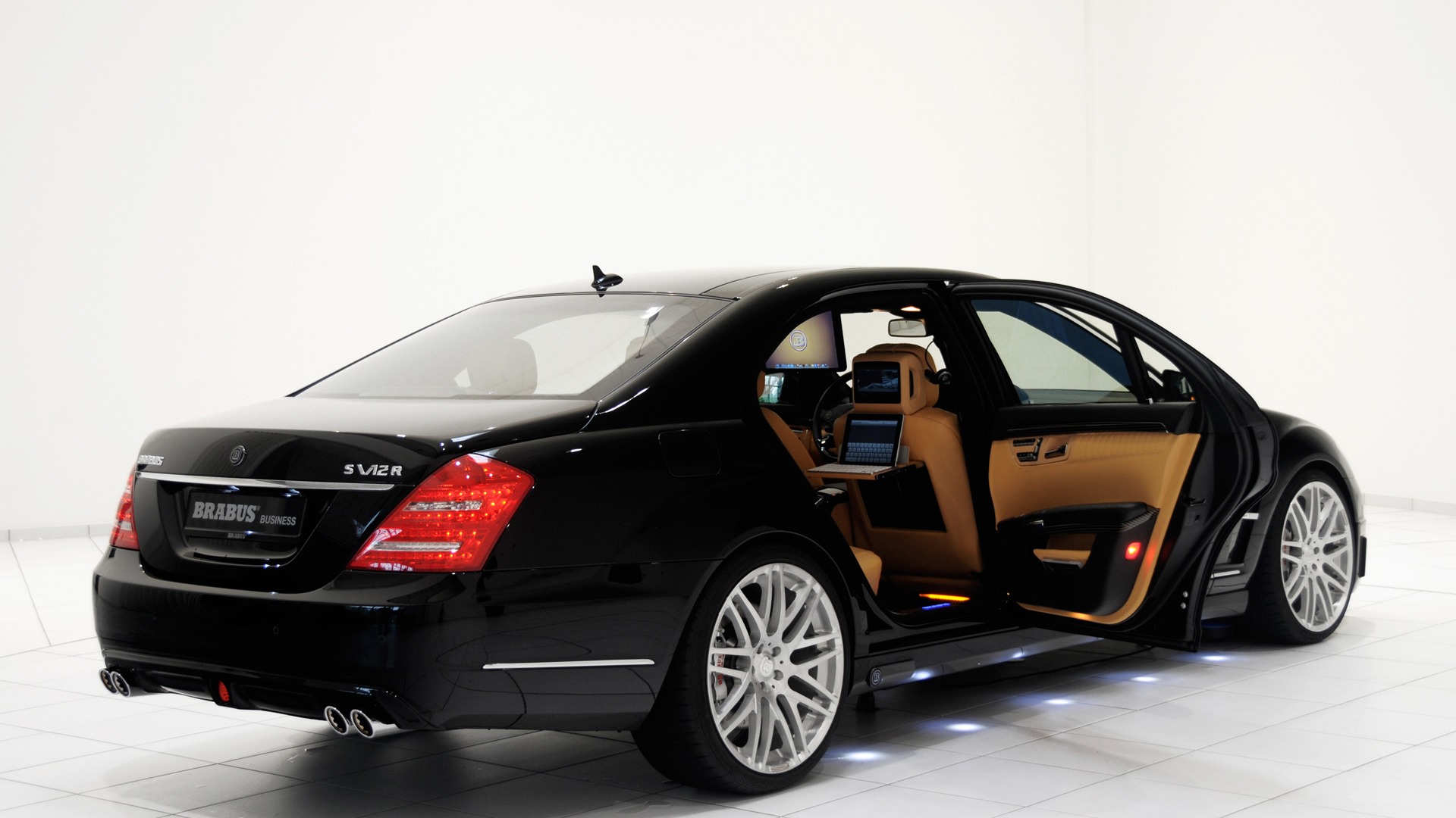 Brabus Mercedes-Benz iBusiness W221 S-class - 2010 fonds d'écran HD #6 - 1920x1080