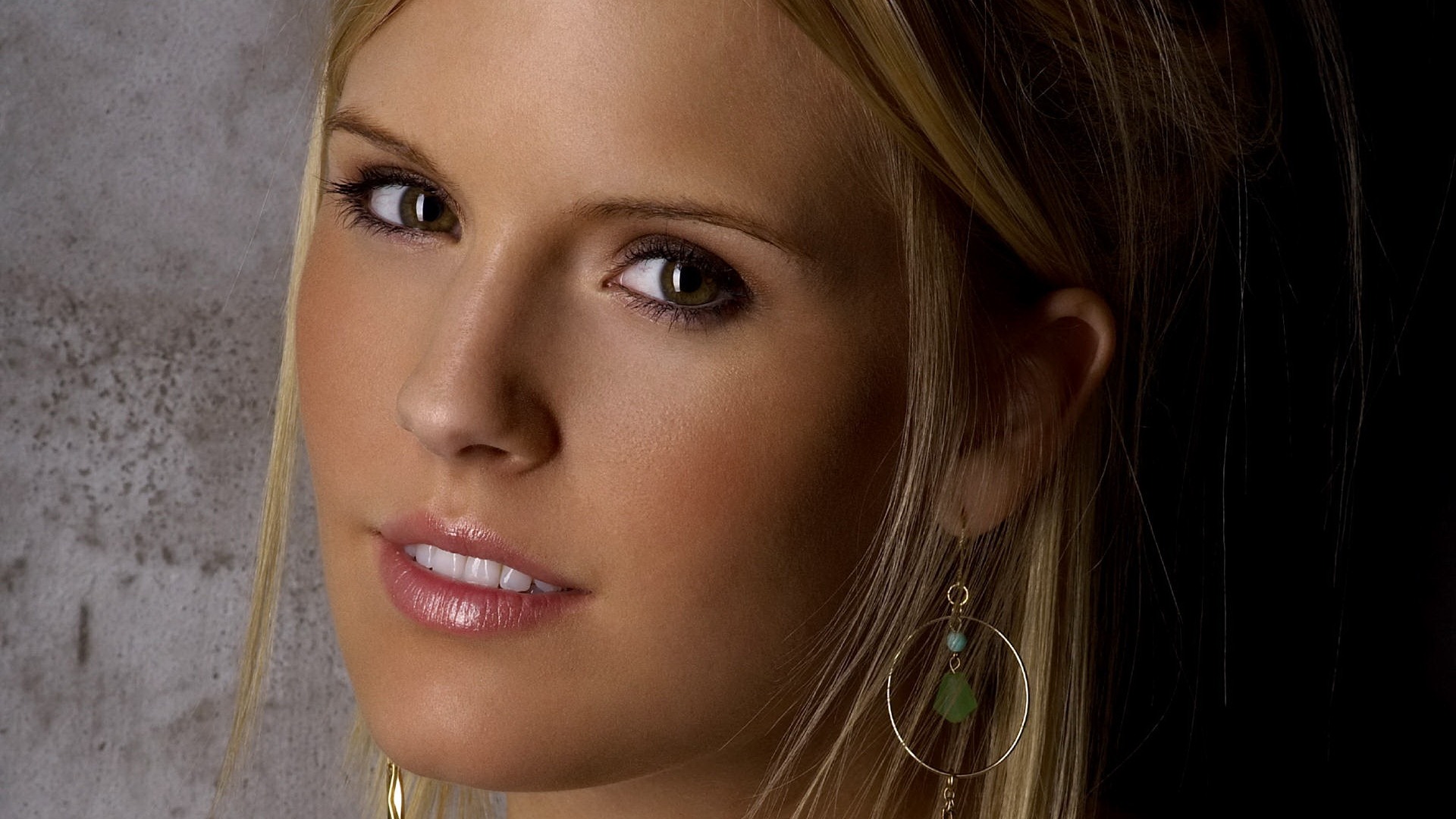 Maggie Grace krásnou tapetu #20 - 1920x1080