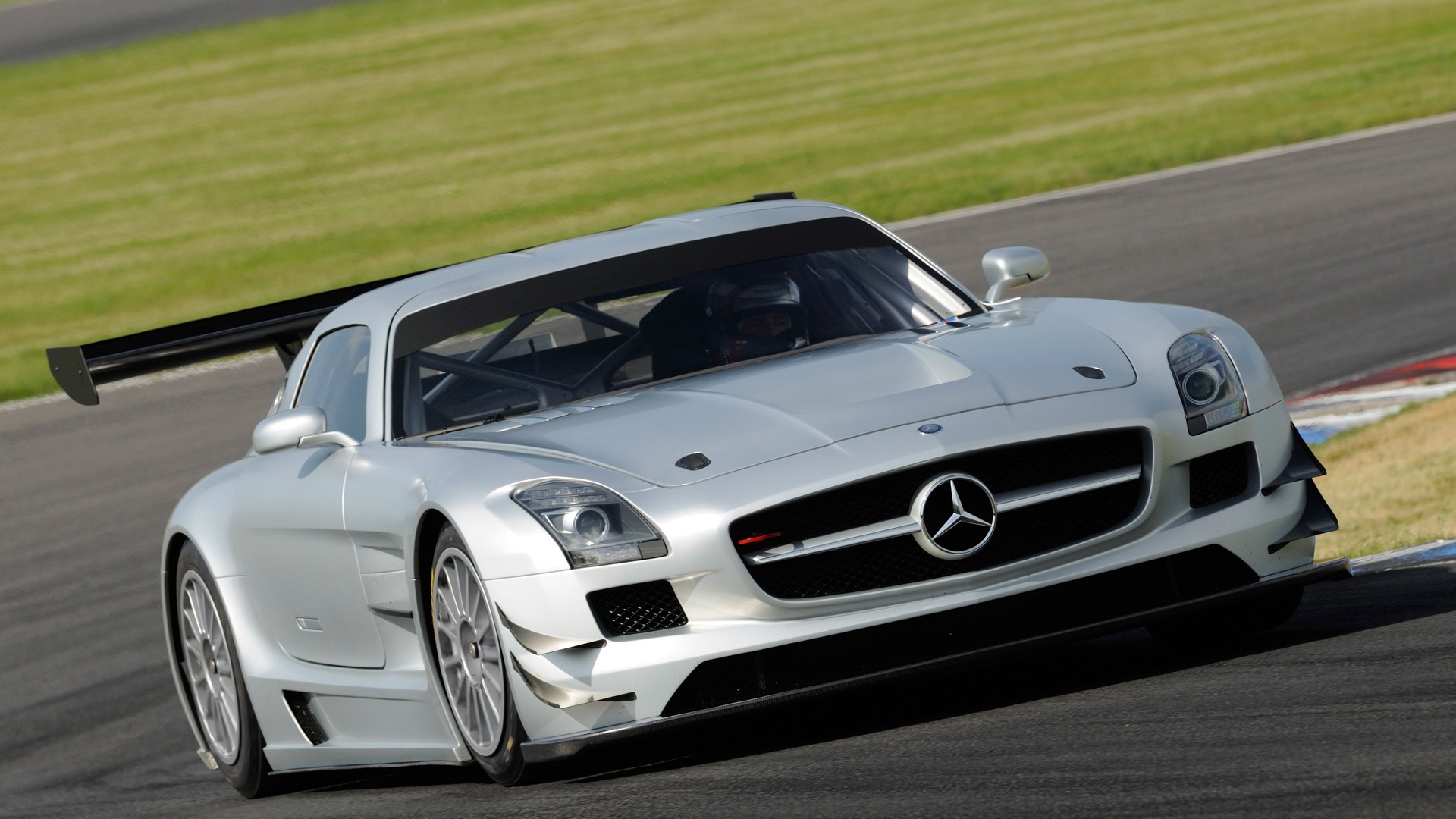 Mercedes-Benz SLS AMG GT3 - 2010 HD wallpaper #9 - 1920x1080