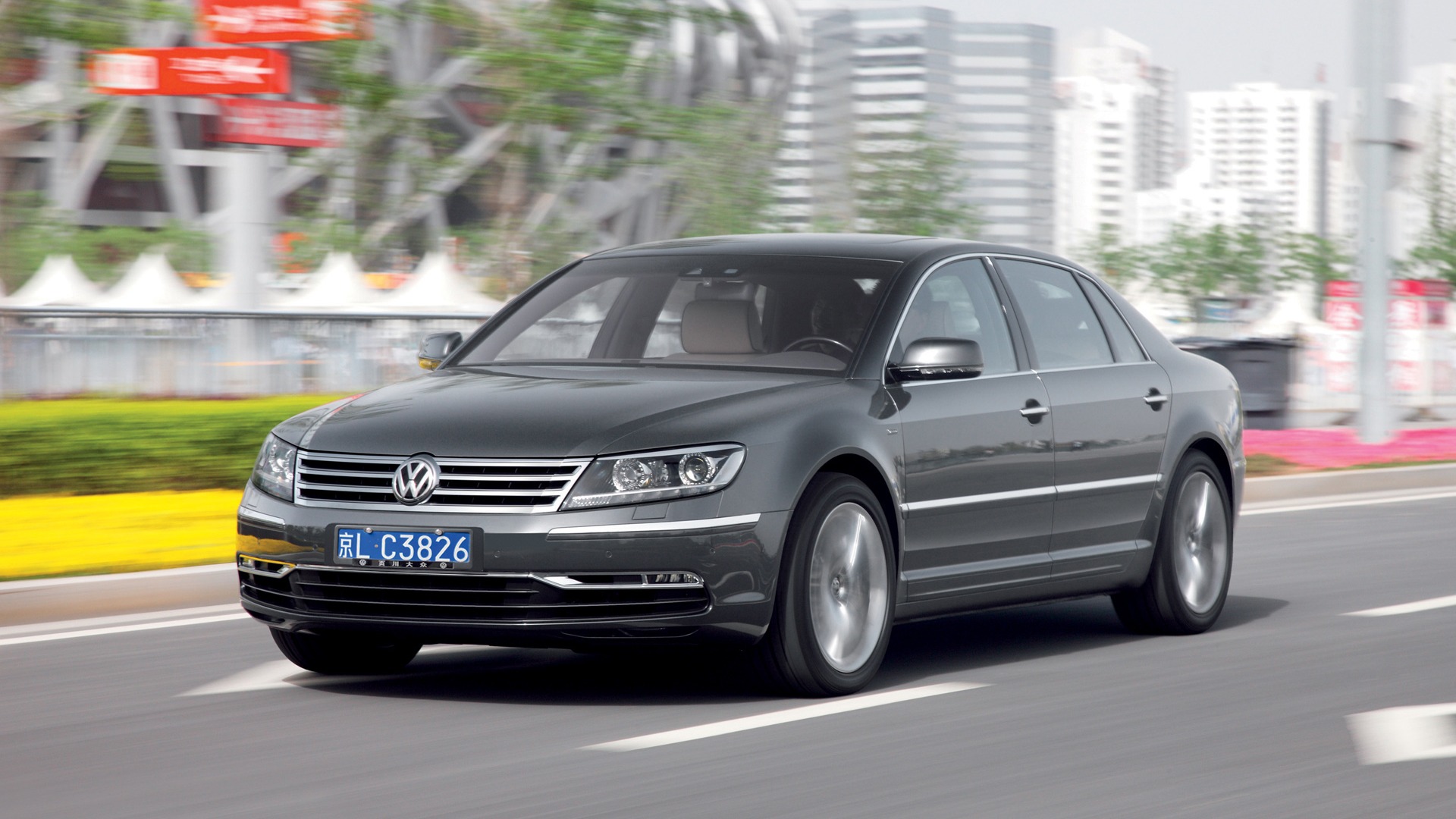 Volkswagen Phaeton W12 long wheelbase - 2010 HD wallpaper #3 - 1920x1080