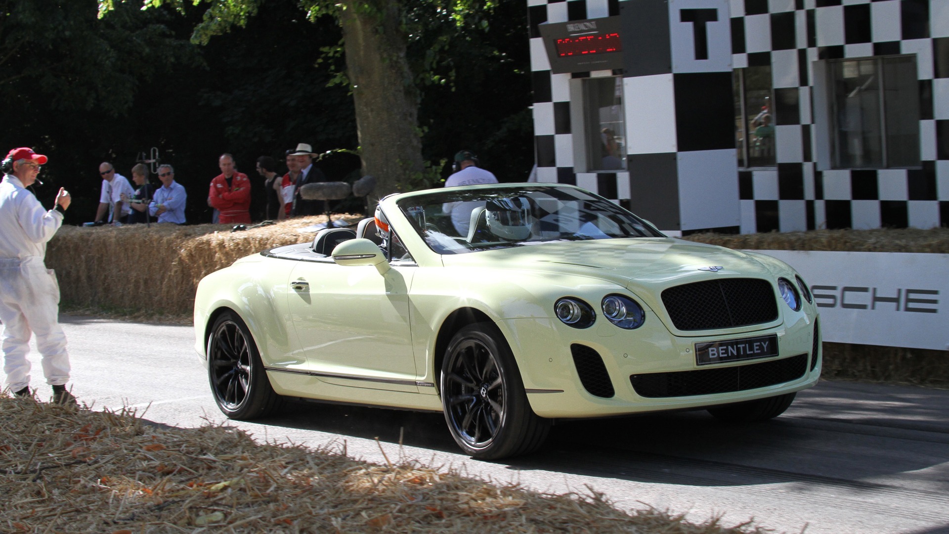 Bentley Continental Supersports Convertible - 2010 HD wallpaper #25 - 1920x1080