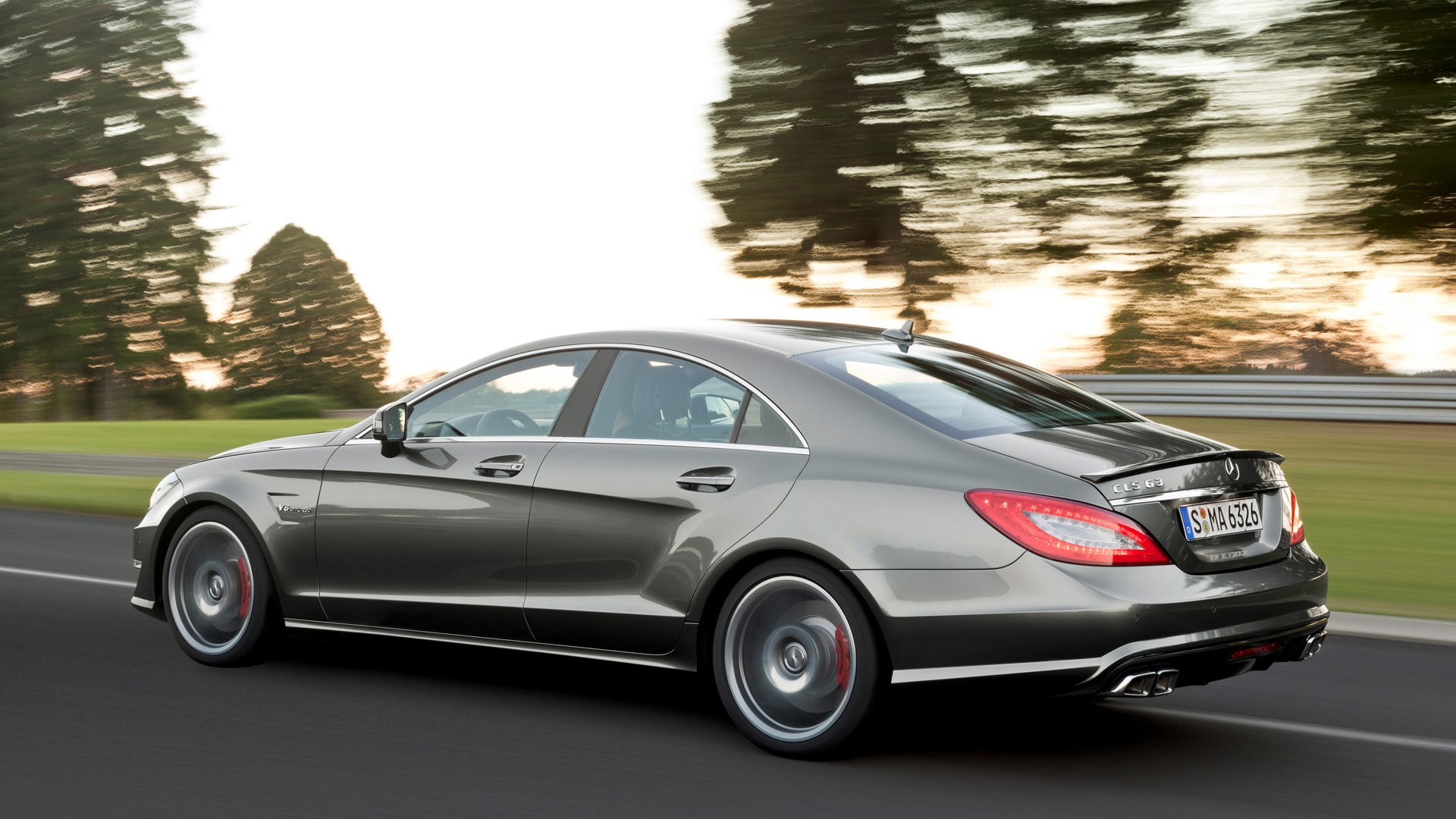 Mercedes-Benz AMG CLS63 - 2010 HD Wallpaper #18 - 1920x1080