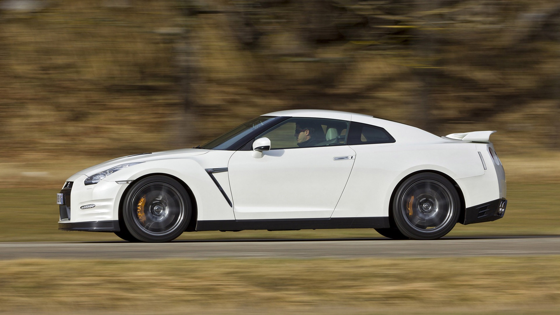 Nissan GT-R Egoist 2011 日產GT-R 利己主義高清壁紙 #8 - 1920x1080