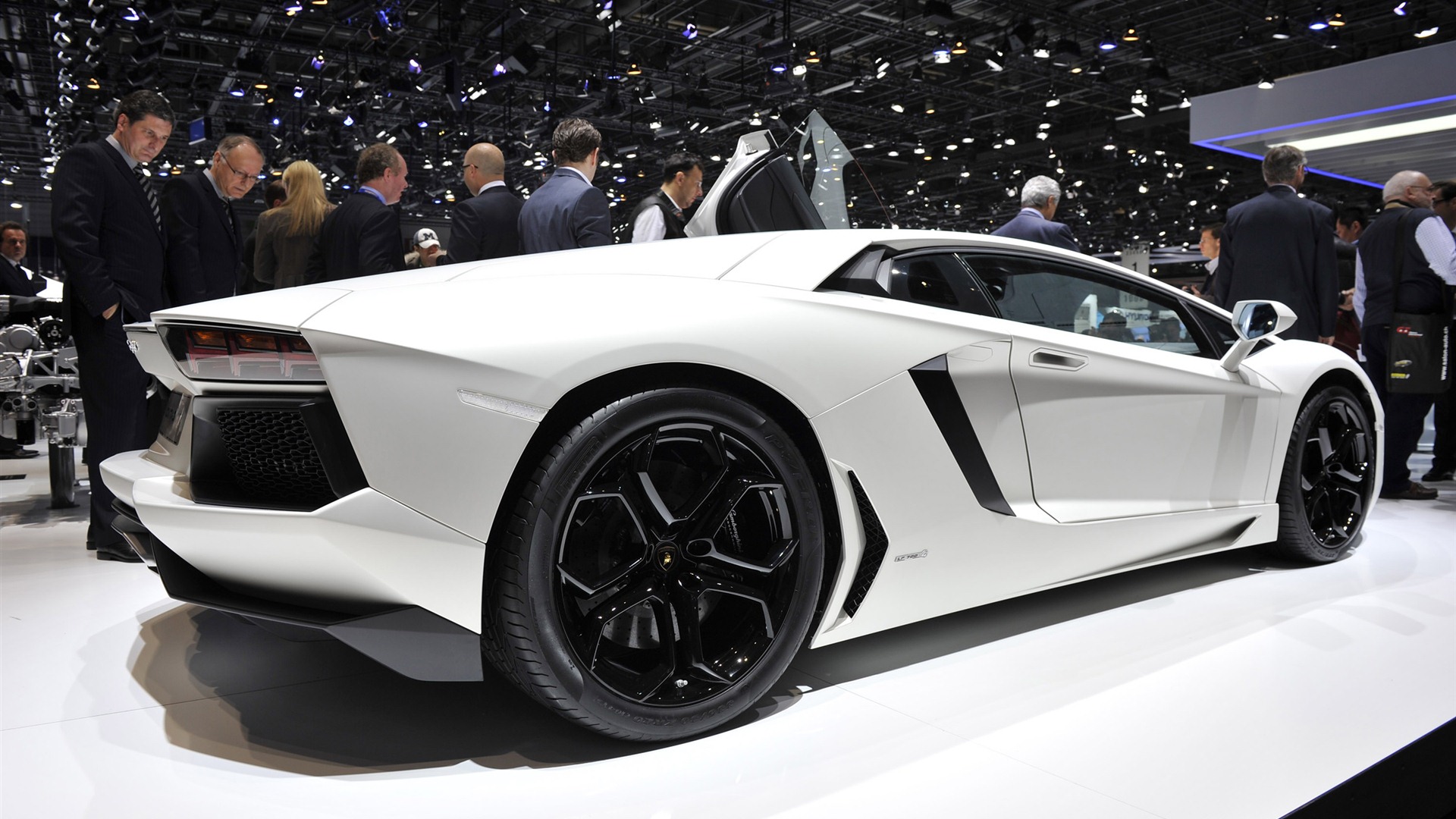 2012 Lamborghini Aventador LP700-4 兰博基尼 高清壁纸42 - 1920x1080