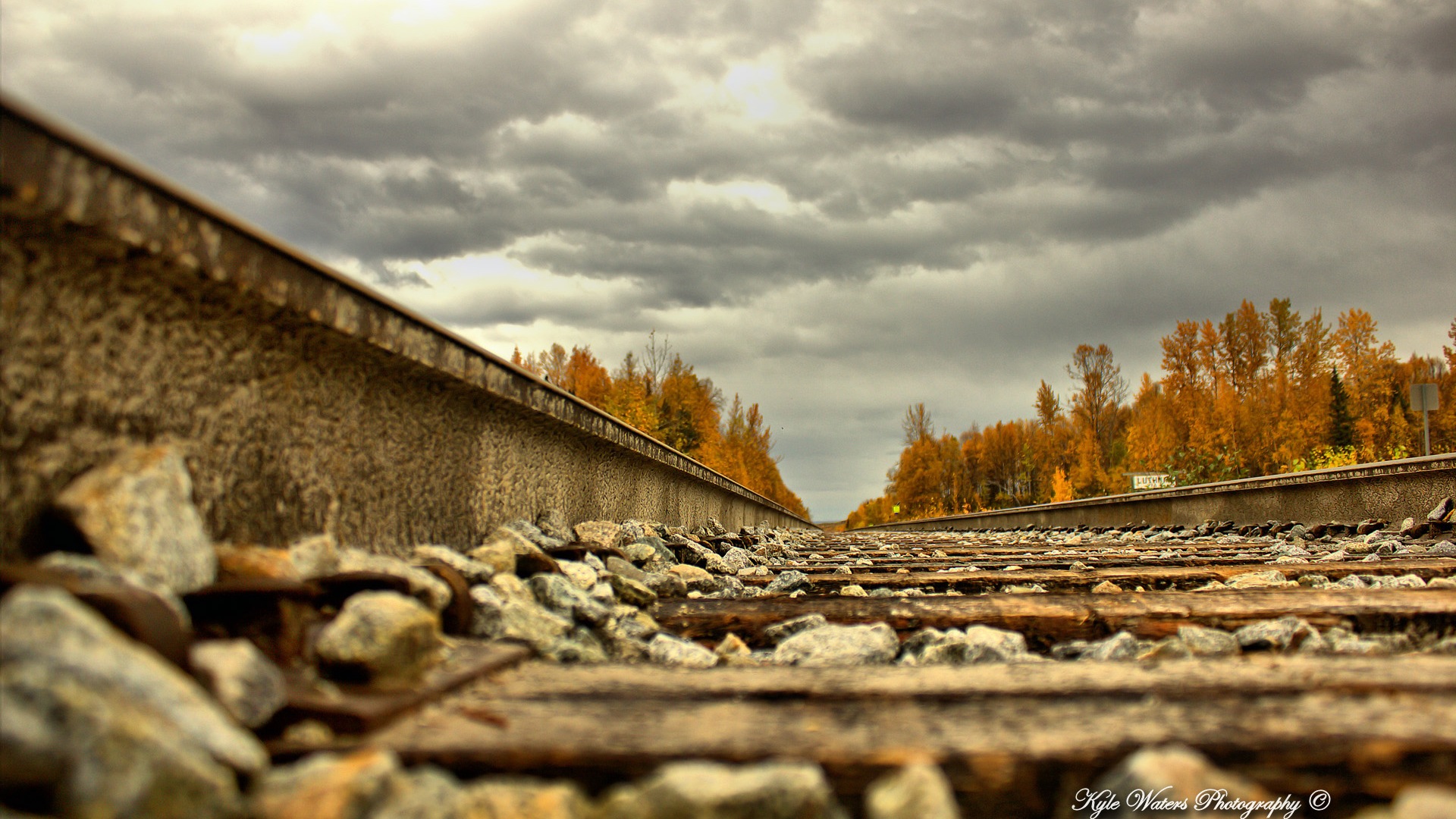 Windows 8 theme wallpaper: Alaska Scenery #9 - 1920x1080