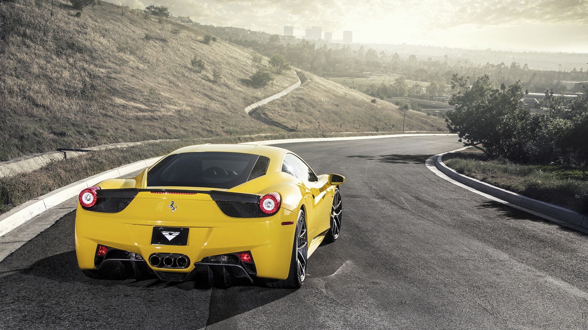 2013 Ferrari 458 Italia with 458-V 法拉利高清壁紙 #5 - 1920x1080