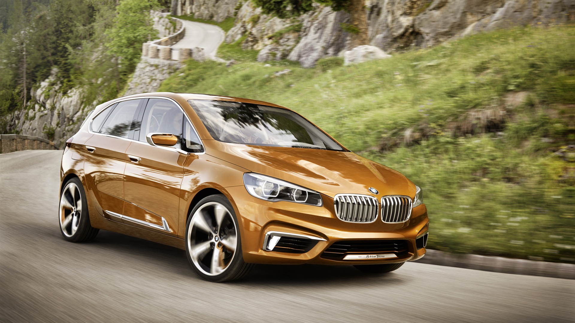 2013 BMW Concept Active Tourer 宝马旅行车 高清壁纸1 - 1920x1080