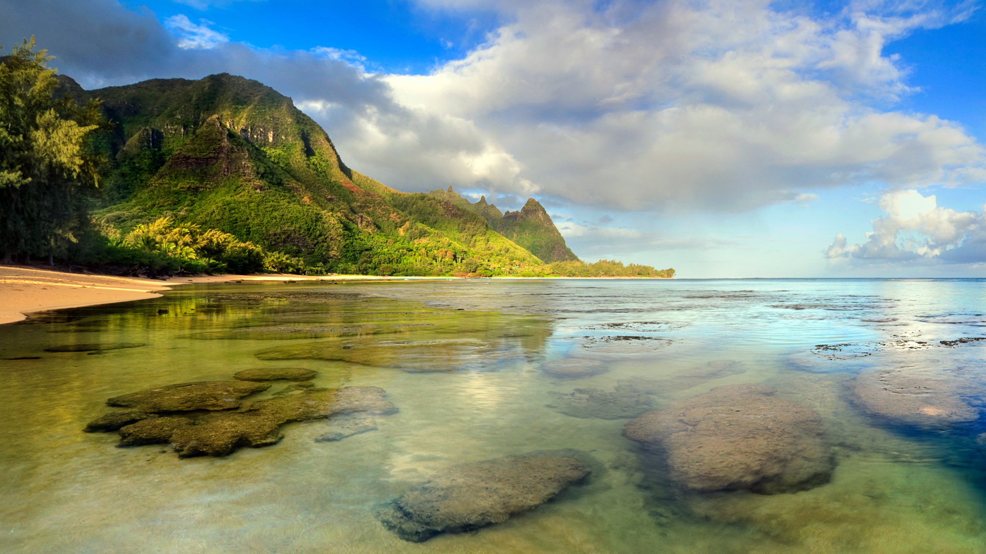 Windows 8 Theme Wallpaper: Hawaiian Landschaft #1 - 1920x1080