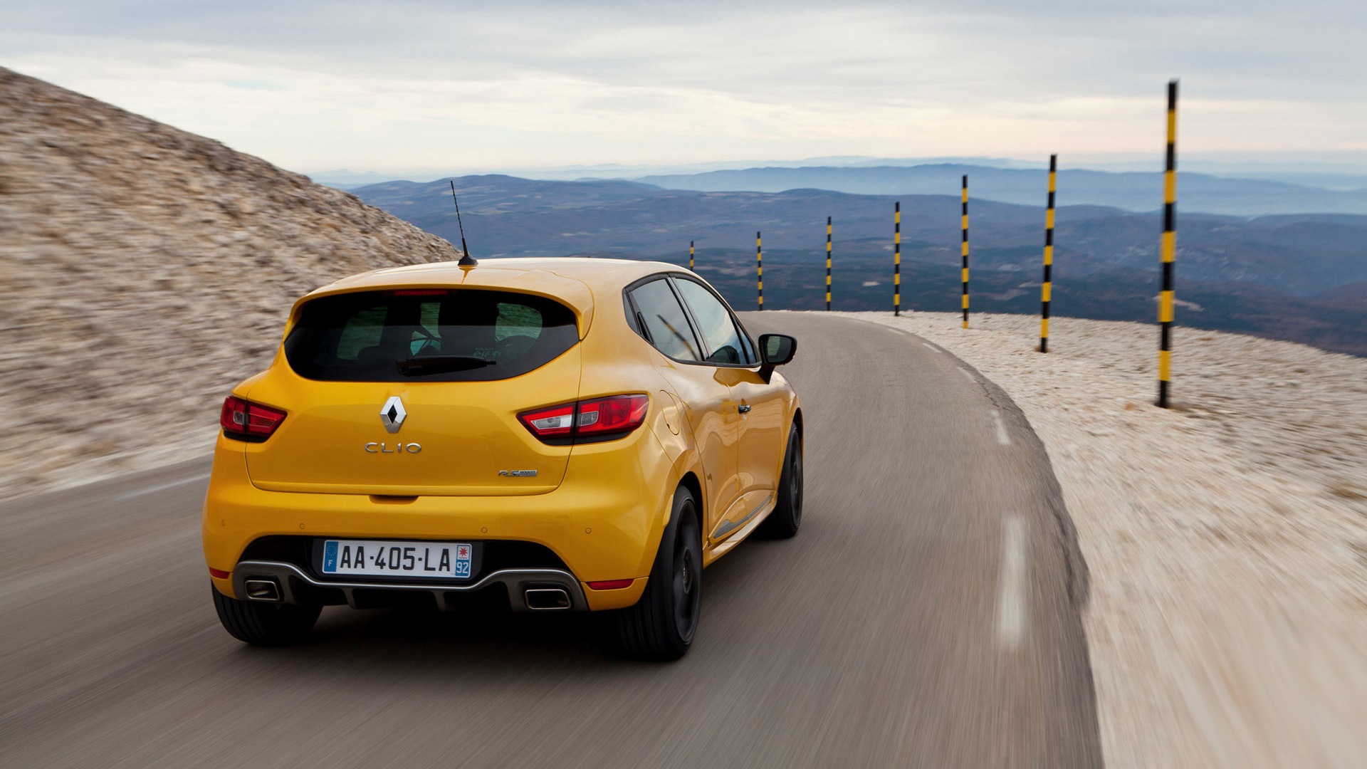 2013 雷諾CLIO RS200黃色車高清壁紙 #5 - 1920x1080