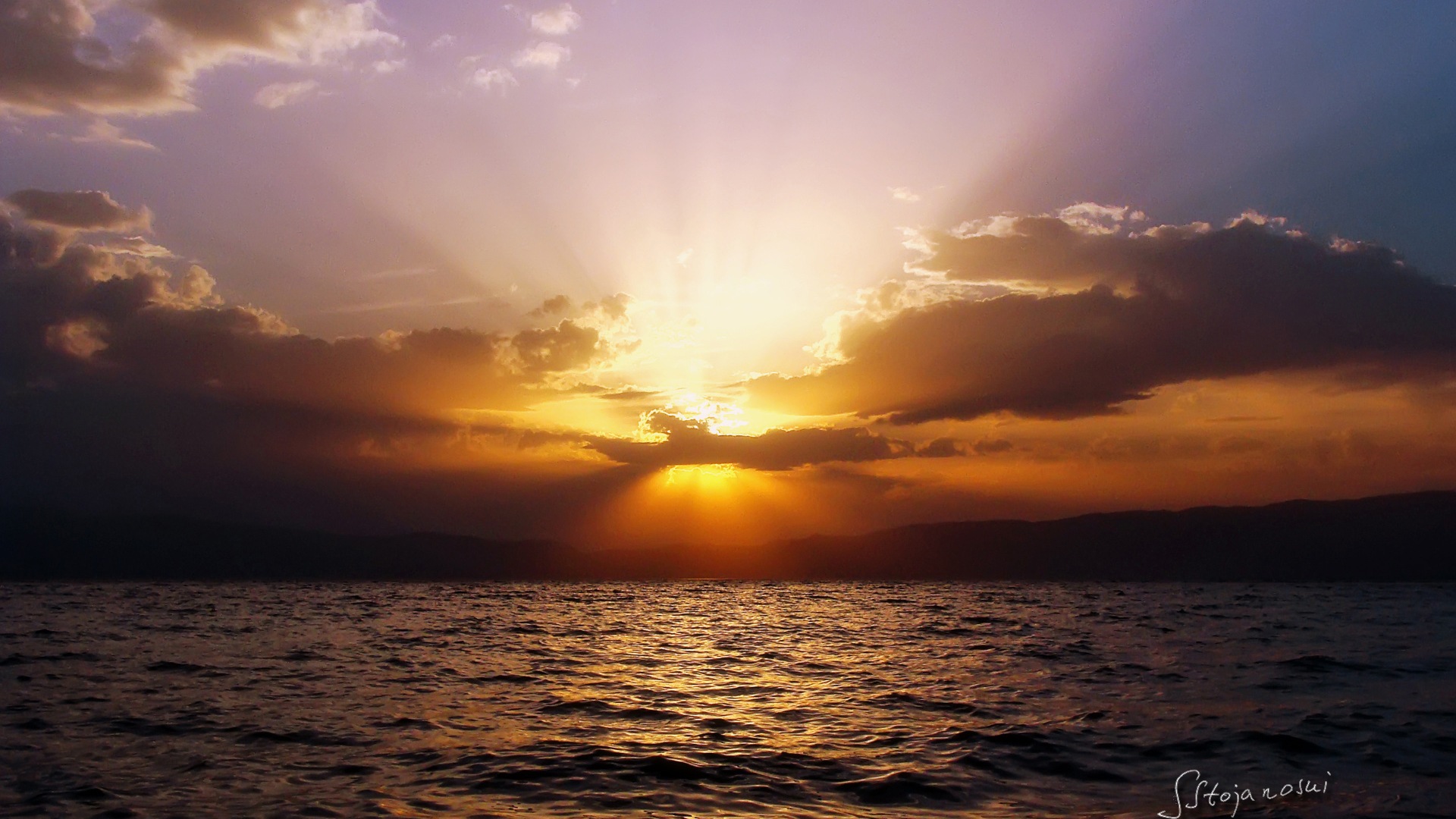 Après le coucher du soleil, le lac d'Ohrid, fonds d'écran Windows 8 thème HD #7 - 1920x1080