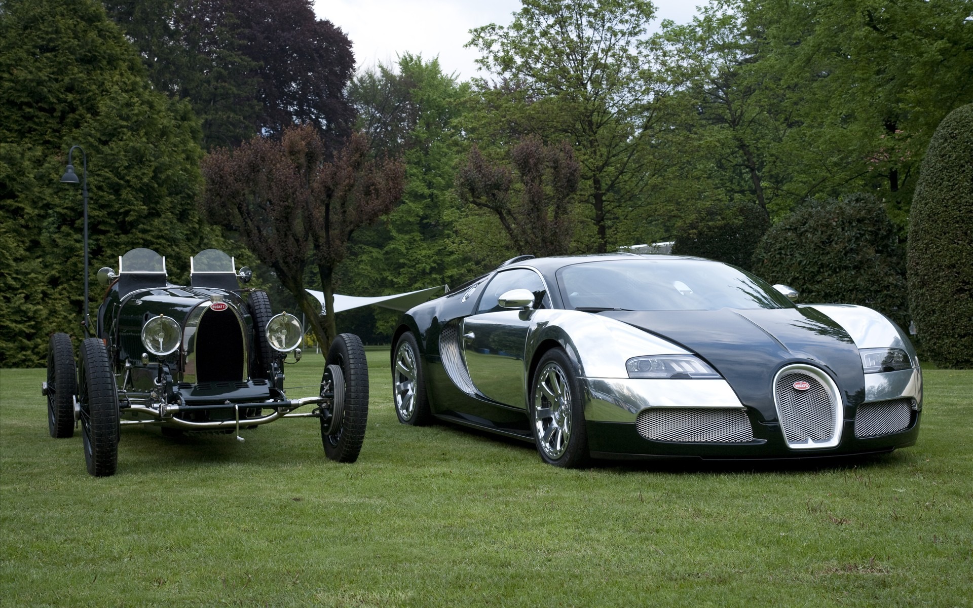 Bugatti Veyron Wallpaper Album (2) #12 - 1920x1200