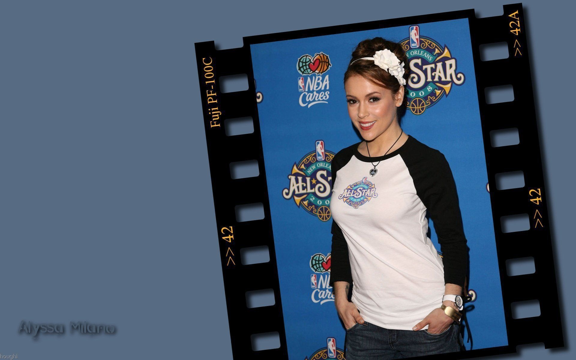 Alyssa Milano hermoso fondo de pantalla #7 - 1920x1200