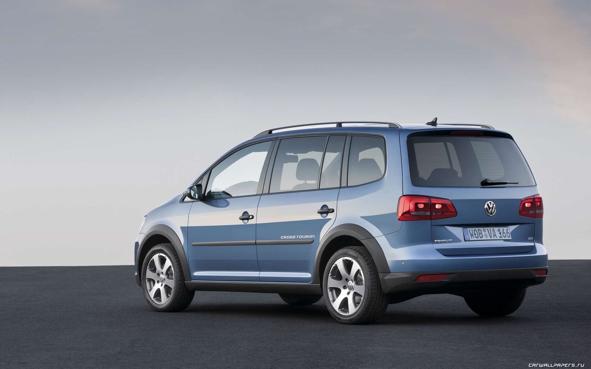 Volkswagen CrossTouran - 2010 HD wallpaper #7 - 1920x1200