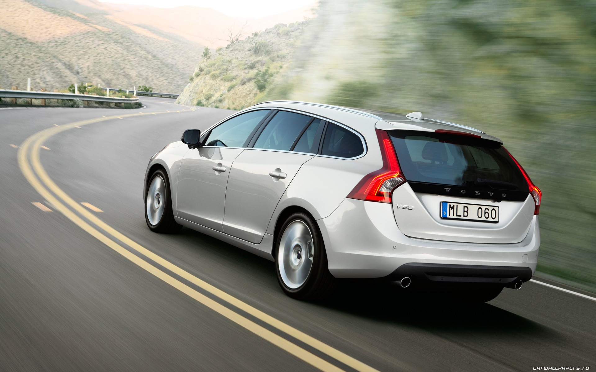 Volvo V60 - 2010 fonds d'écran HD #17 - 1920x1200