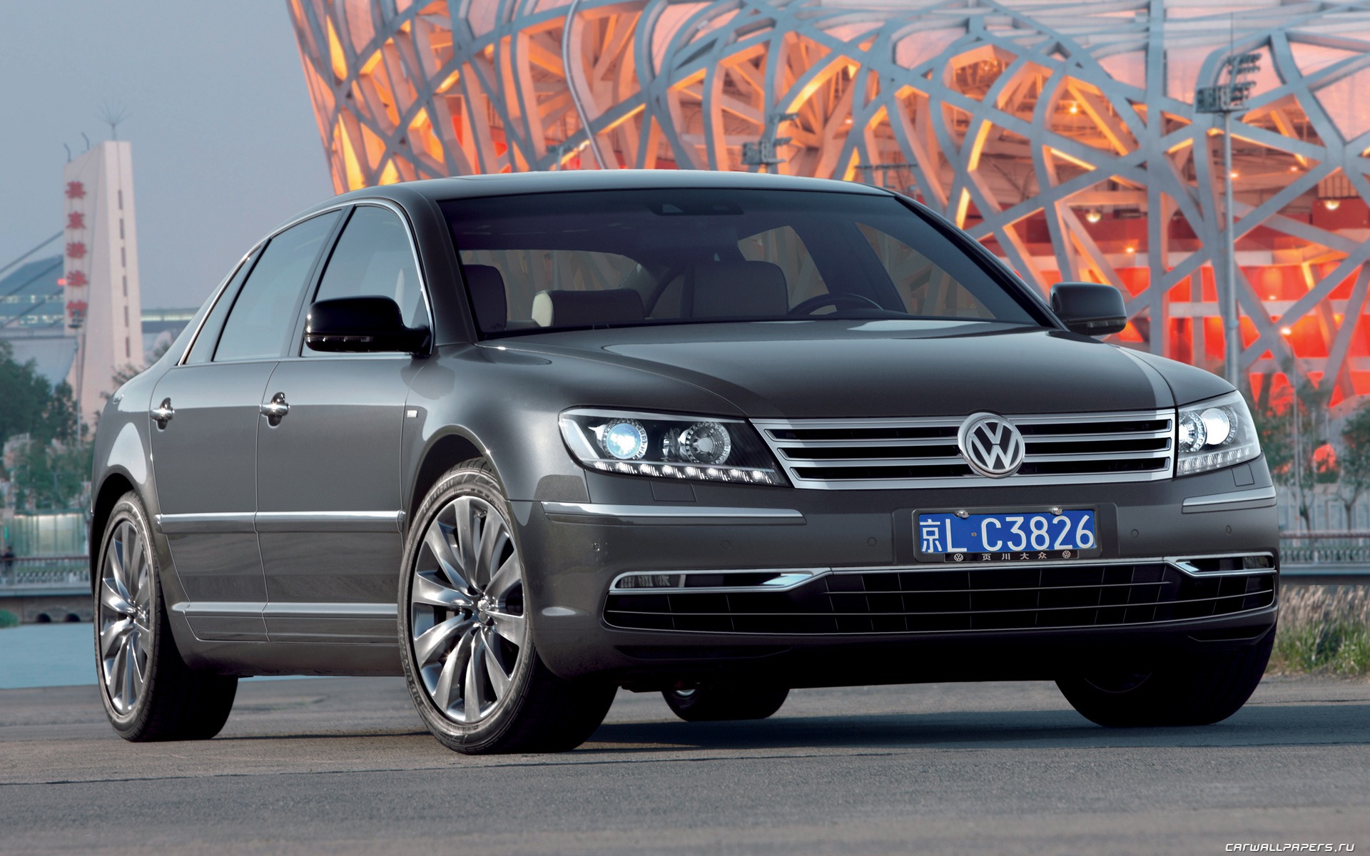 Volkswagen Phaeton W12 long wheelbase - 2010 大眾 #4 - 1920x1200