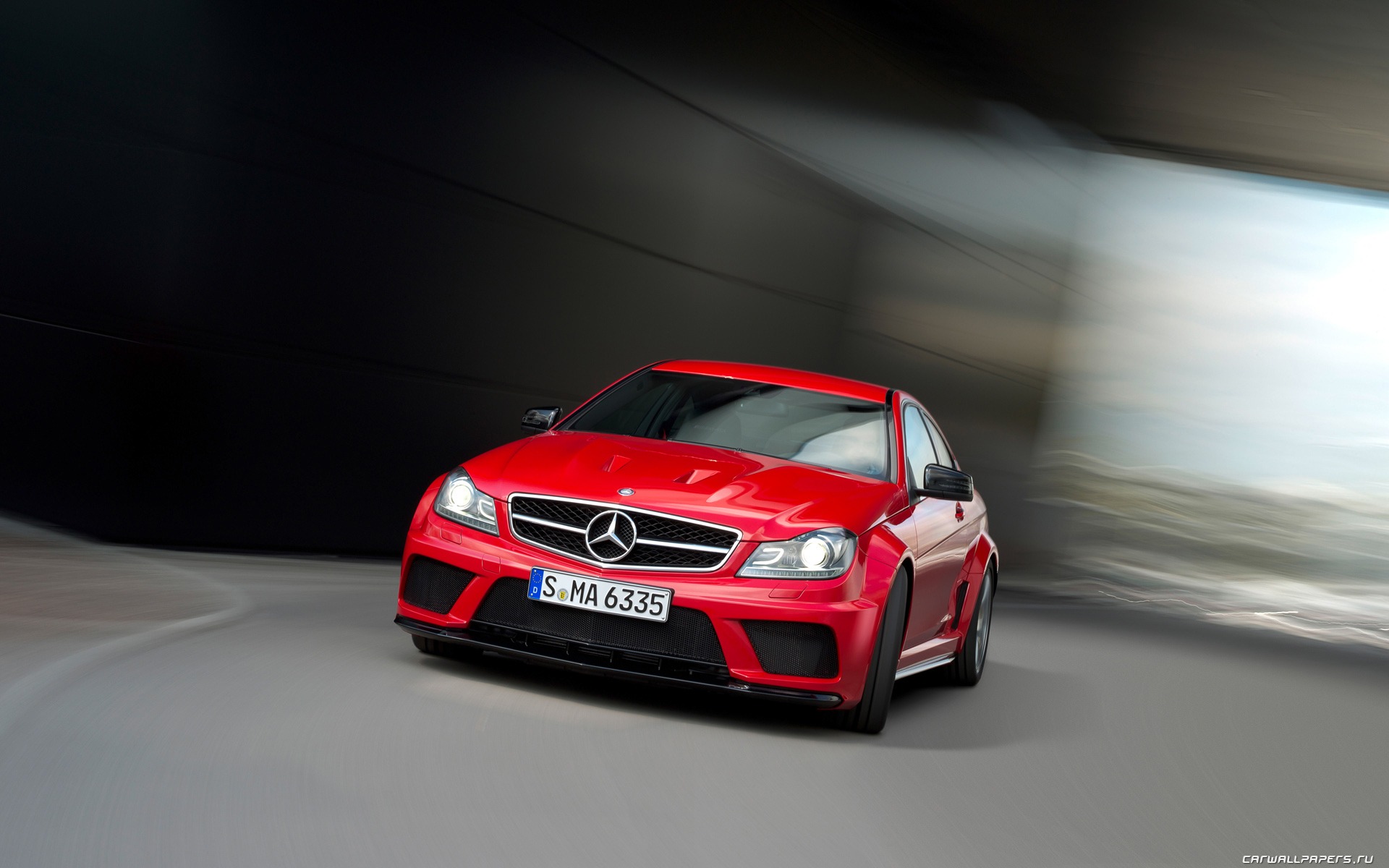 Mercedes-Benz C63 AMG Coupe Black Series - 2011 奔驰5 - 1920x1200