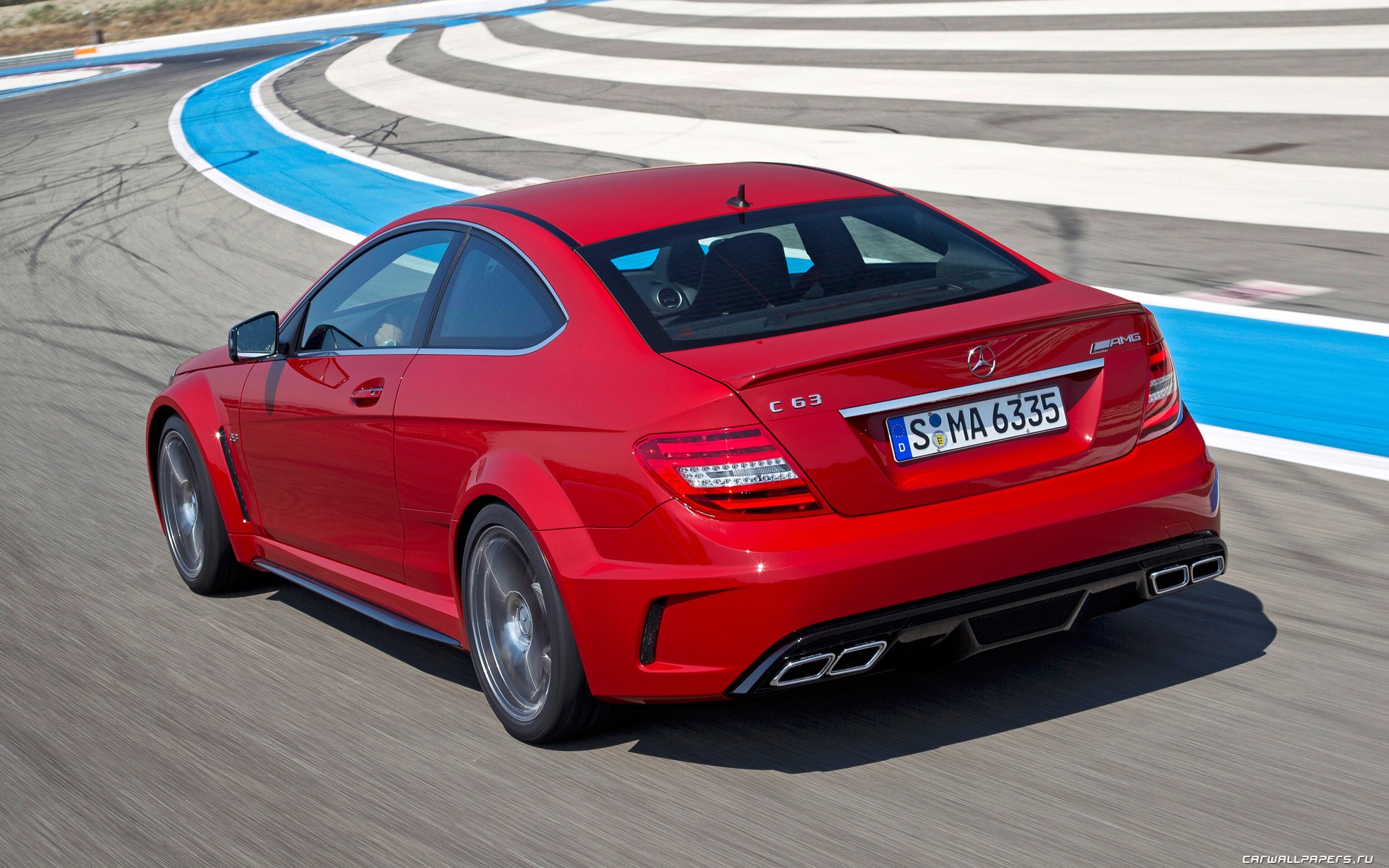 Mercedes-Benz C63 AMG Coupe Black Series - 2011 奔驰17 - 1920x1200