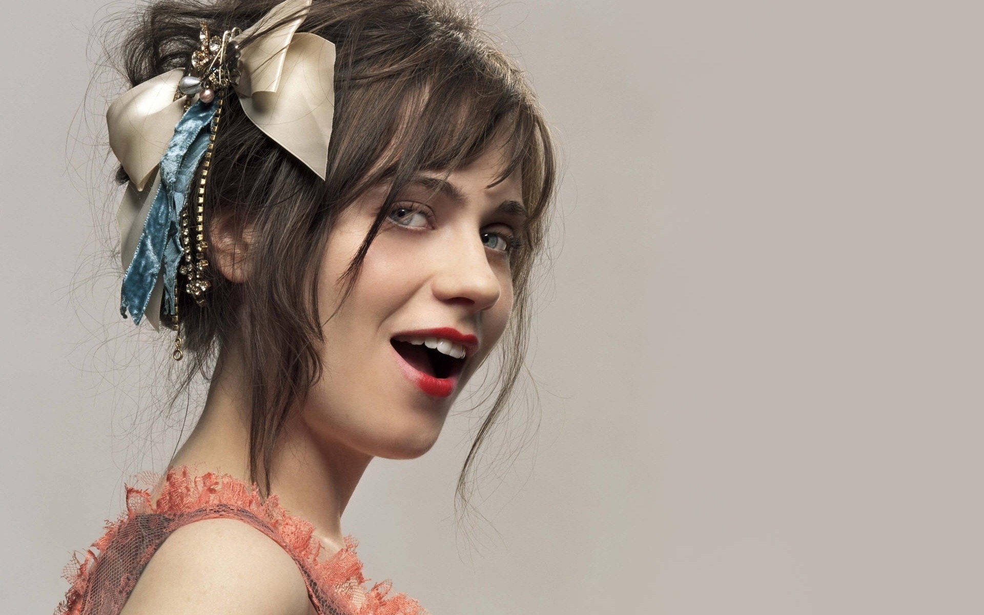 Zooey Deschanel 佐伊·丹斯切爾 美女壁紙 #26 - 1920x1200