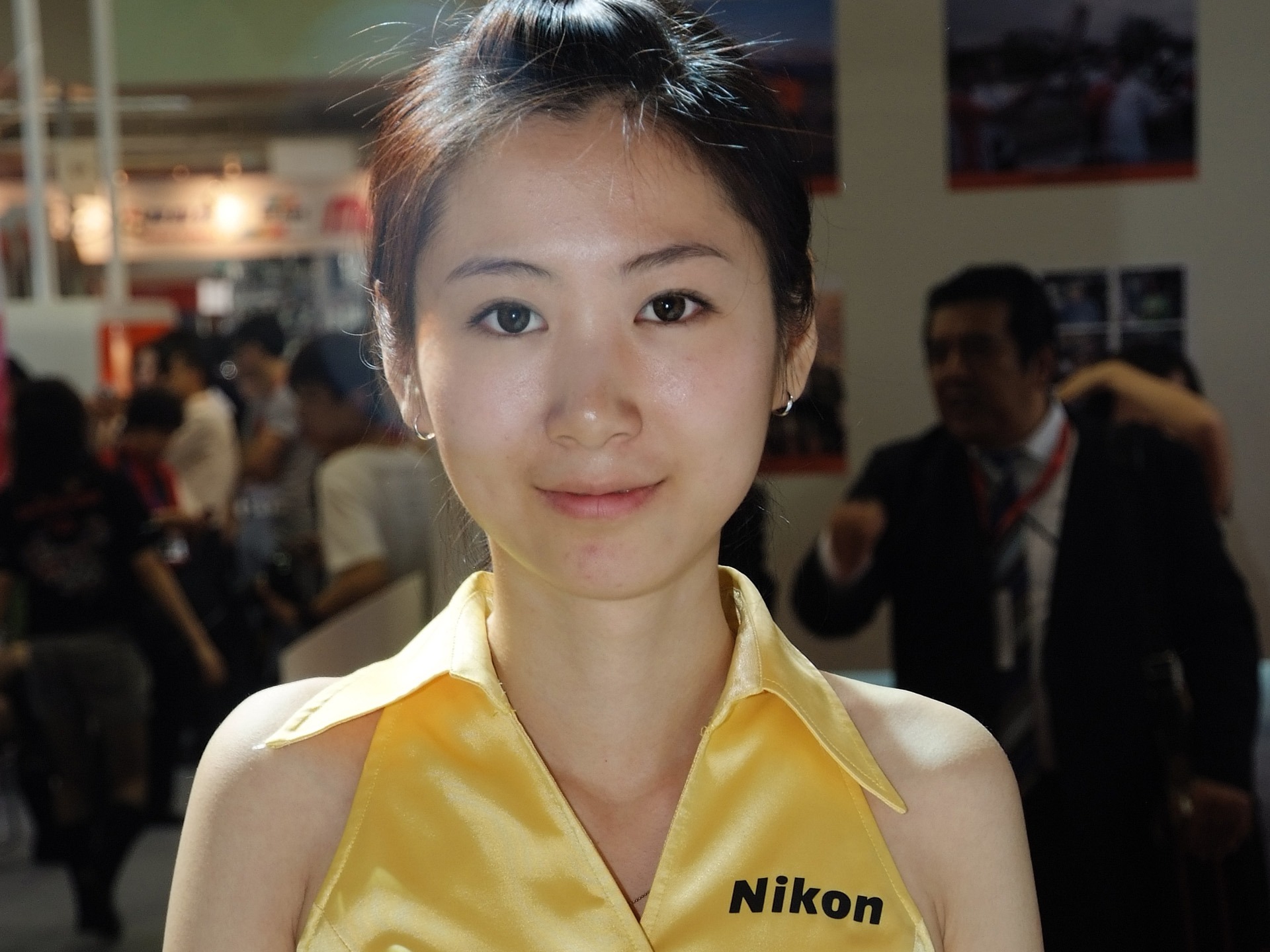2009 P&E 展台上的美女(螺紋鋼作品) #22 - 1920x1440