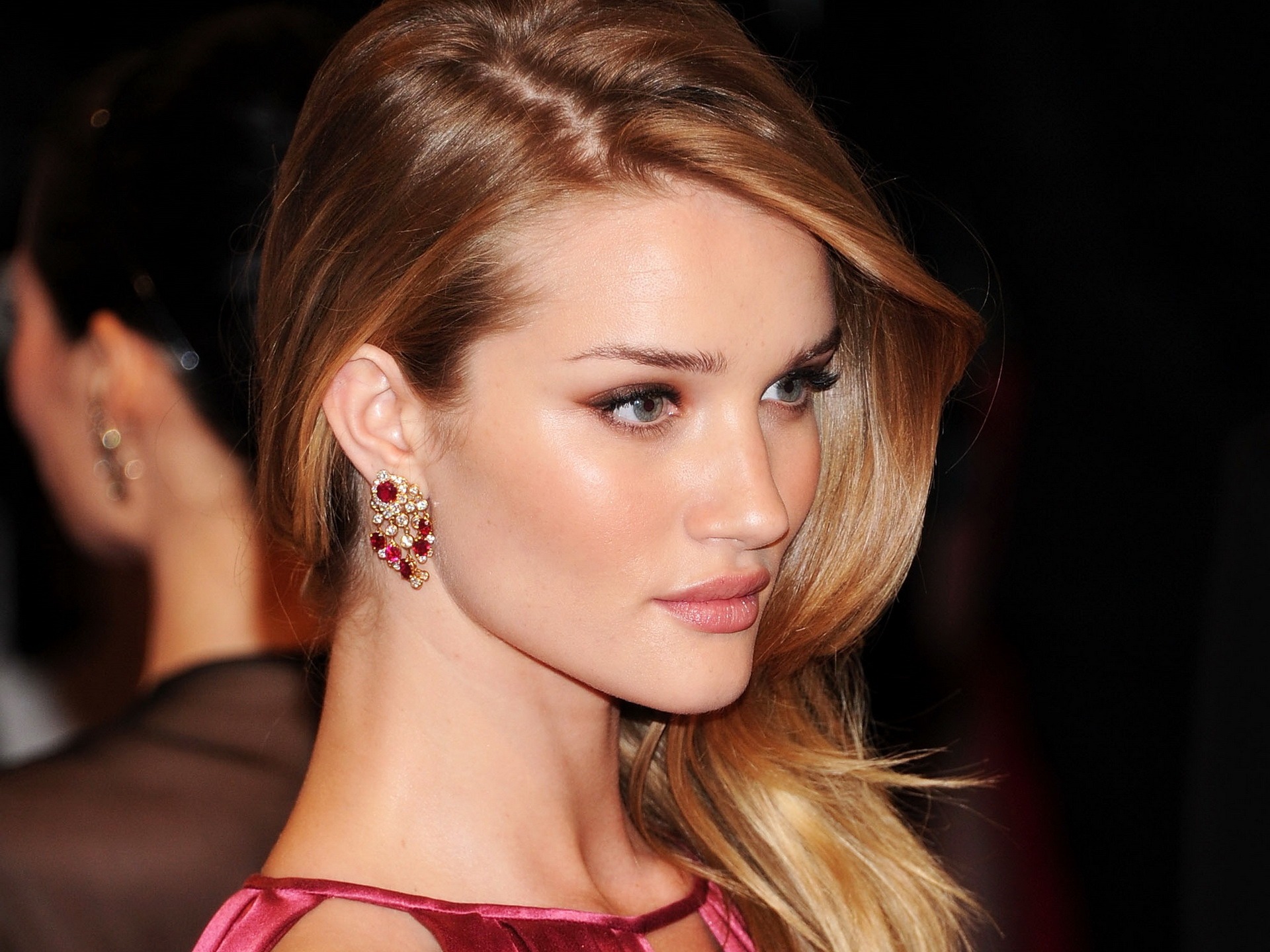 Rosie Huntington-Whiteley 羅西·漢丁頓-惠特莉 美女壁紙 #6 - 1920x1440