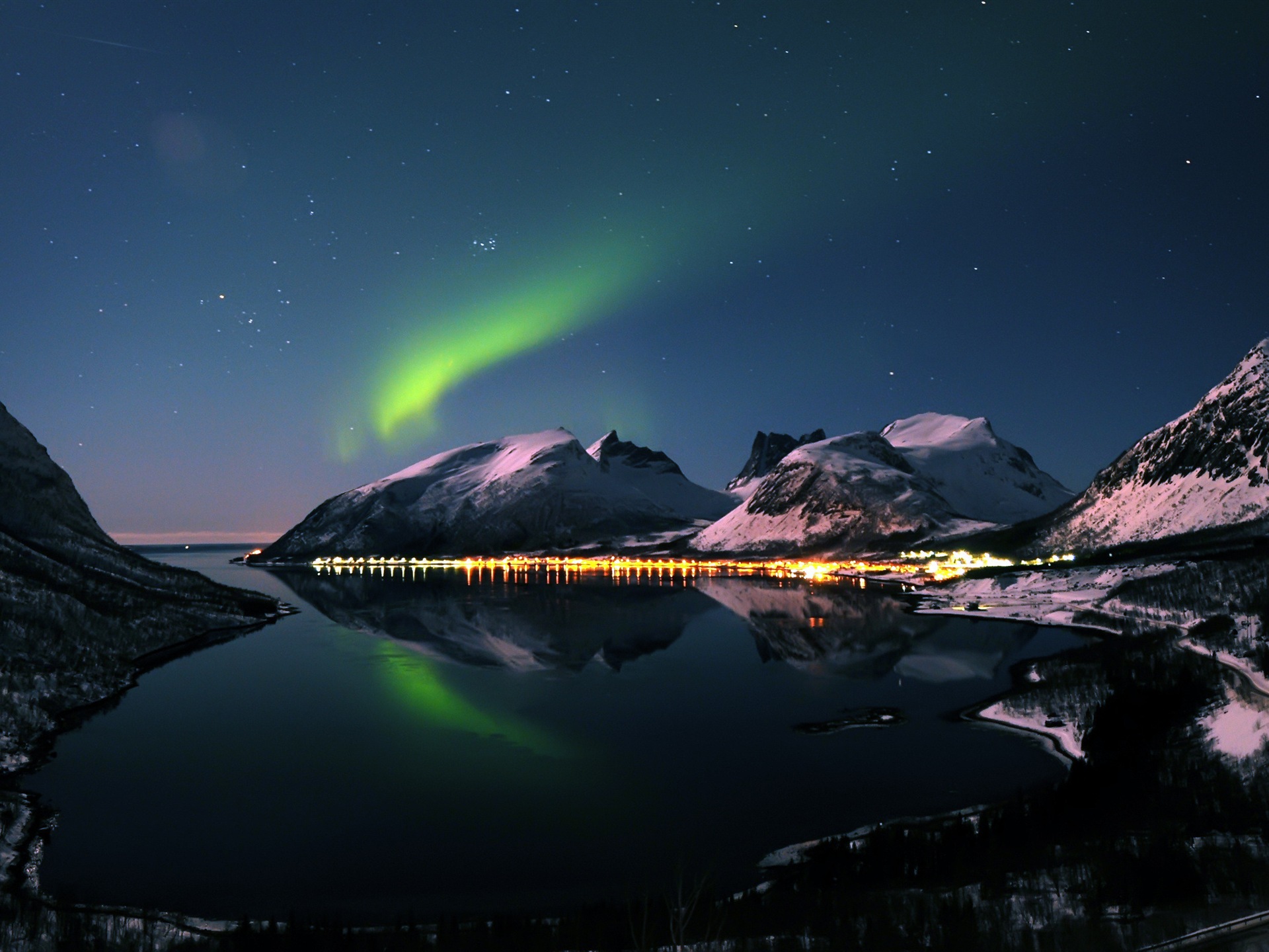 Natural wonders of the Northern Lights HD Wallpaper (2) #2 - 1920x1440