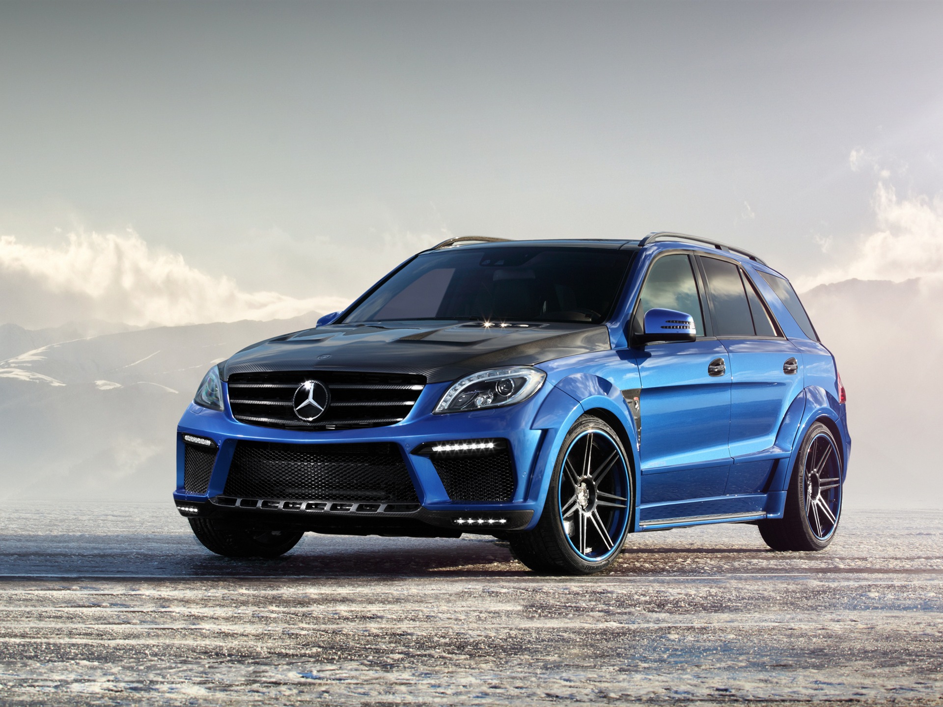 2012 Mercedes-Benz ML 63 AMG Inferno 梅賽德斯-奔馳高清壁紙 #2 - 1920x1440