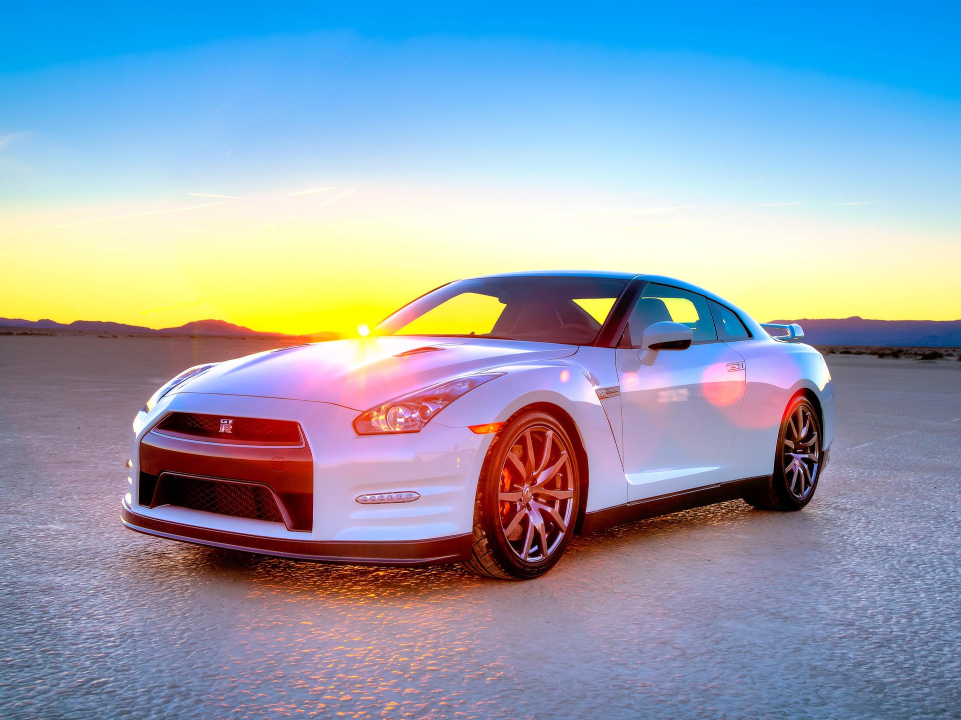 2013 Nissan GT-R R35 USA version 日產美國版高清壁紙 #1 - 1920x1440