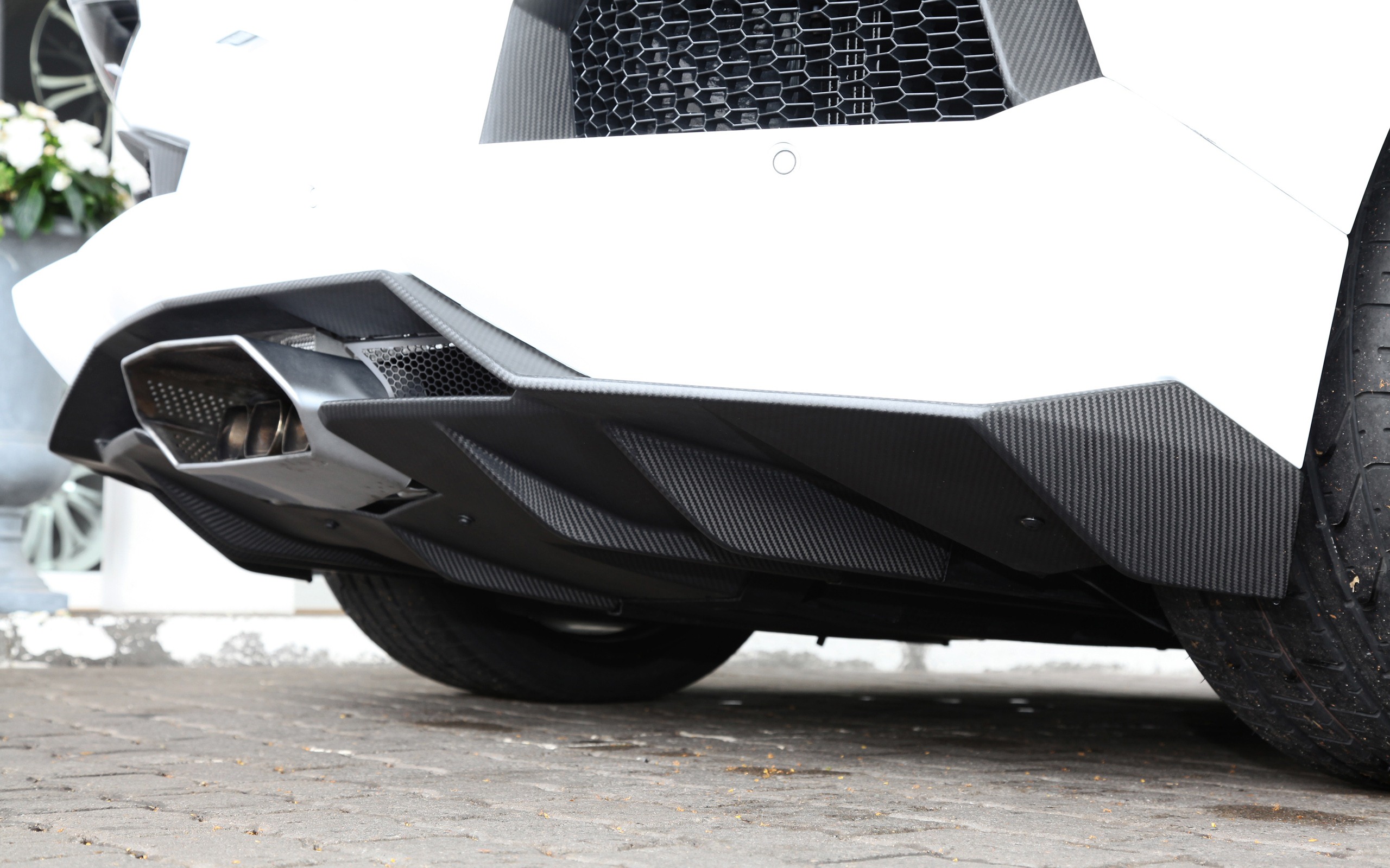 2012 Lamborghini Aventador LP700-4 兰博基尼 高清壁纸8 - 2560x1600