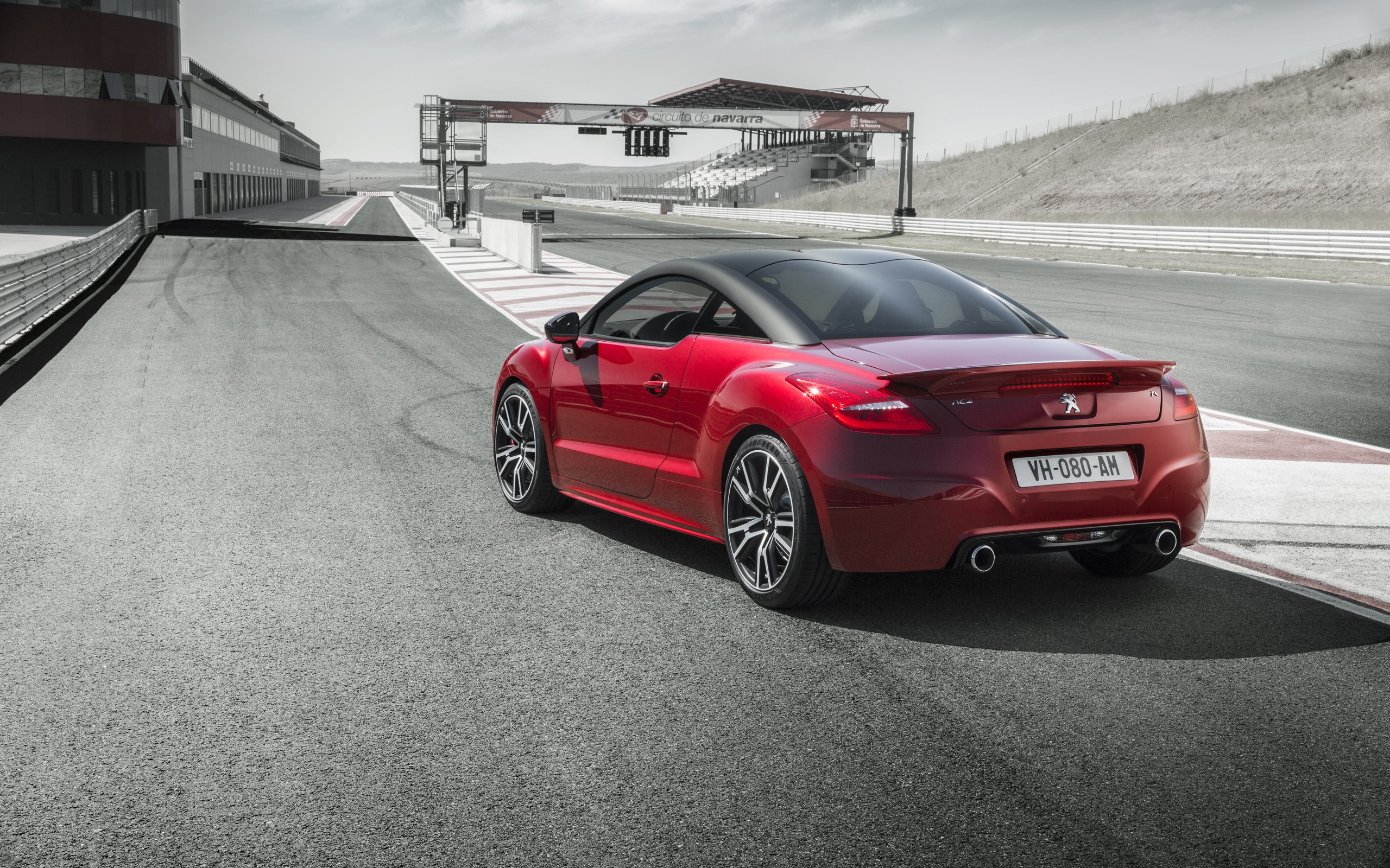 2014 푸조 RCZ R 자동차 HD 배경 화면 #21 - 2560x1600